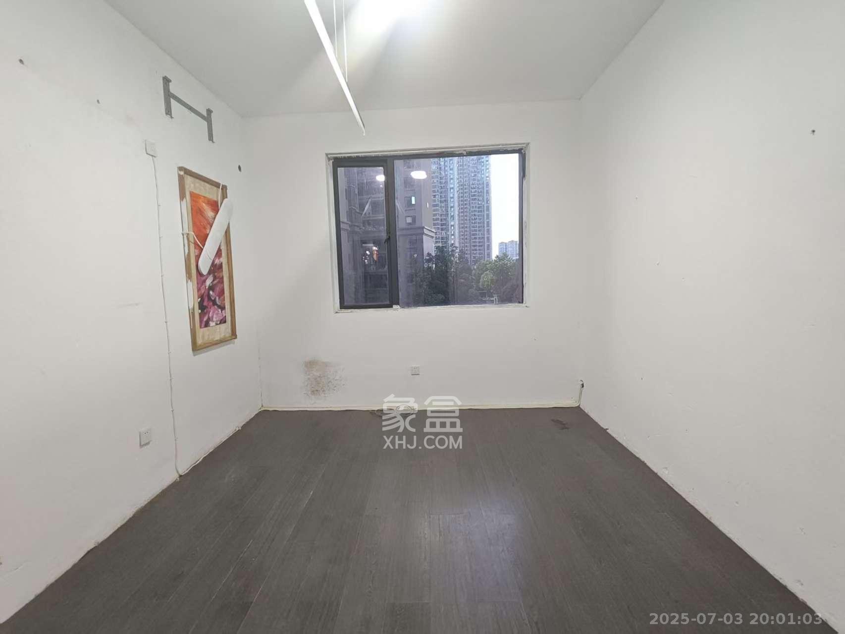 中建梅溪湖中心 4室2厅3卫 4000.0元/月 中建梅溪湖中心 4室2厅3卫 4000.0元/月室内图