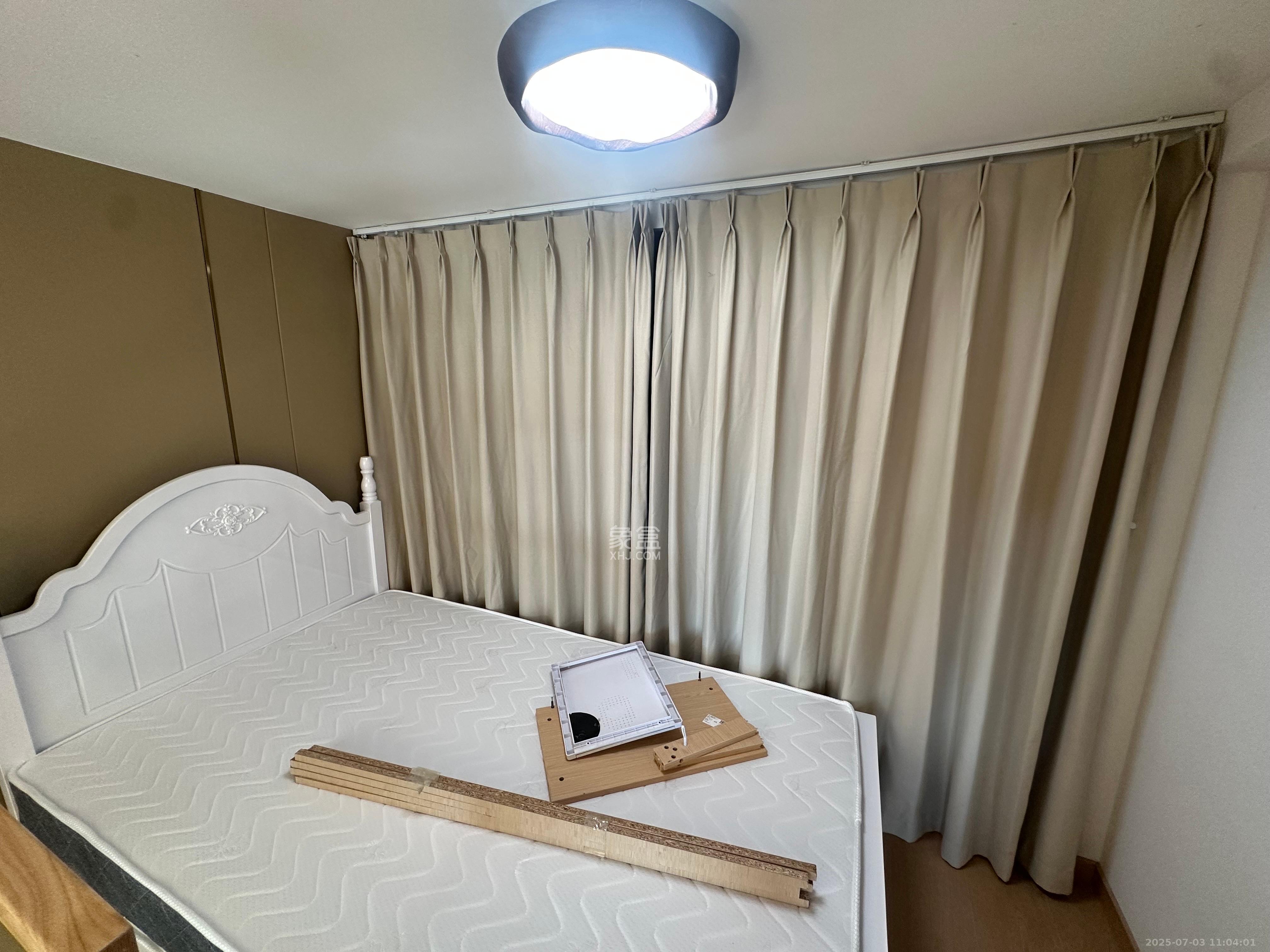 卓越伊景苑  1室1厅1卫   1800.00元/月室内图