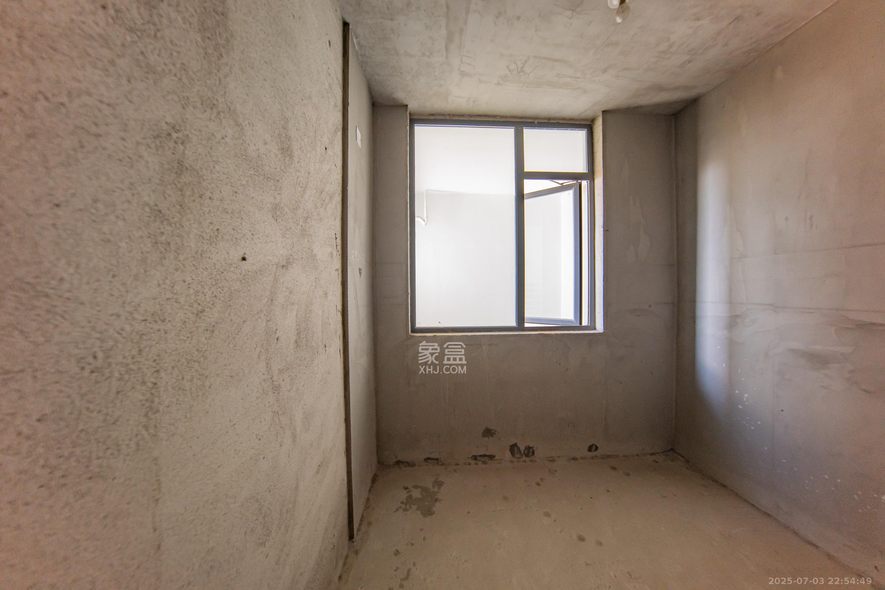 南山十里天池  3室2厅1卫    52.8万 南山十里天池  3室2厅1卫    52.8万卧室