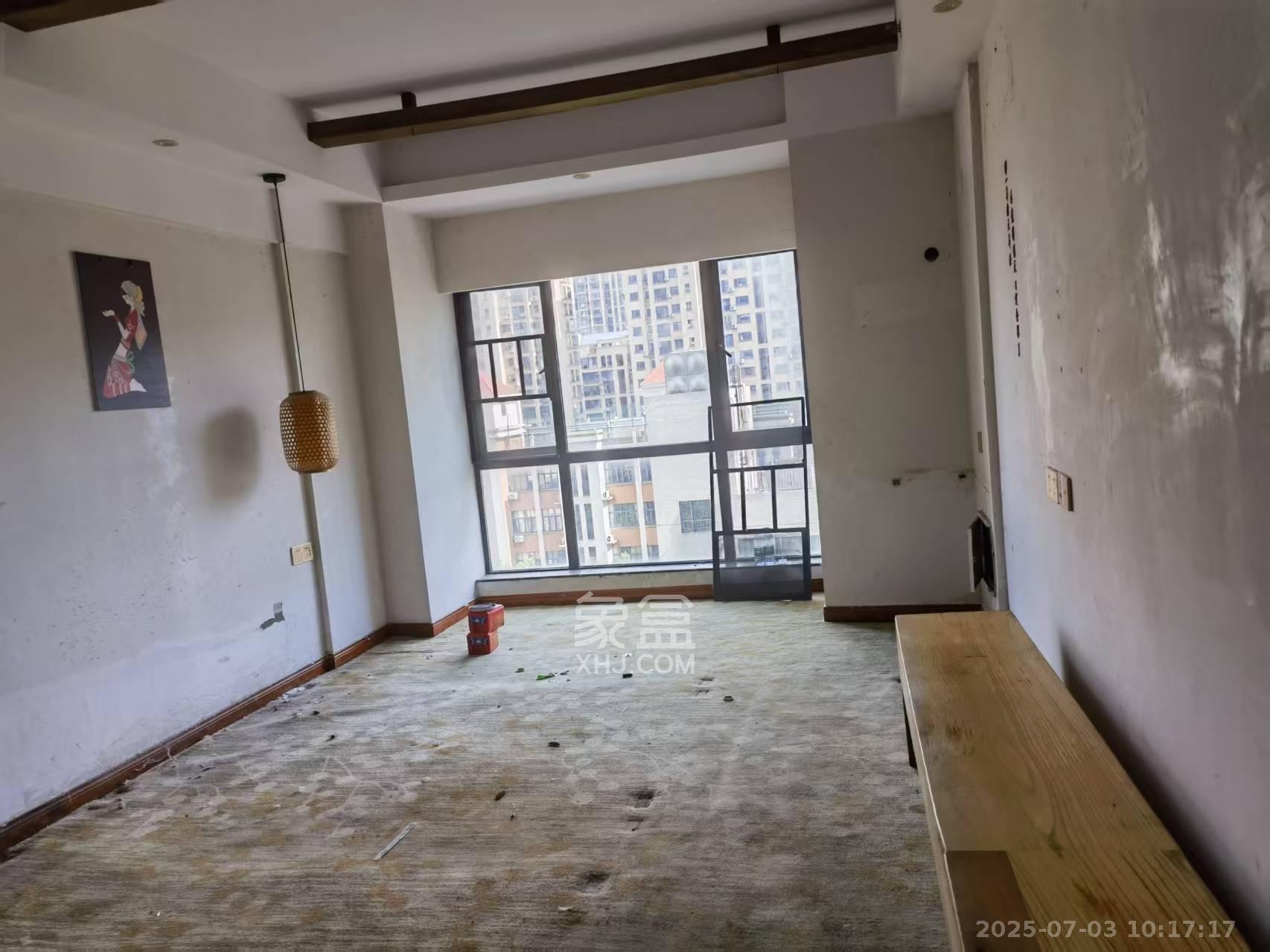 旭辉国际广场(永升商业广场)  1室1厅1卫    6600.0元/月 旭辉国际广场(永升商业广场)  1室1厅1卫    6600.0元/月室内图