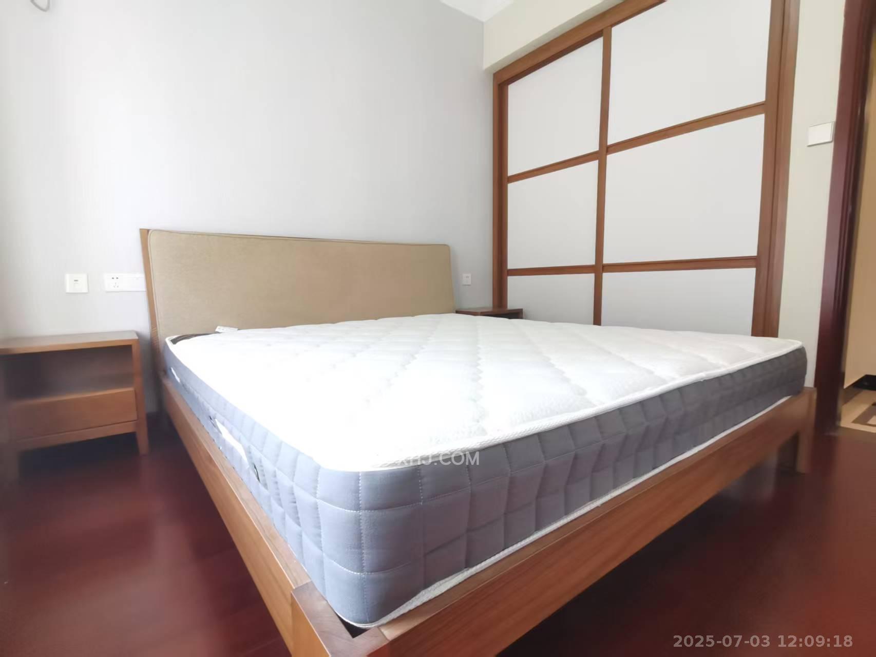 中海梅溪湖壹号  3室2厅1卫   2800.00元/月室内图