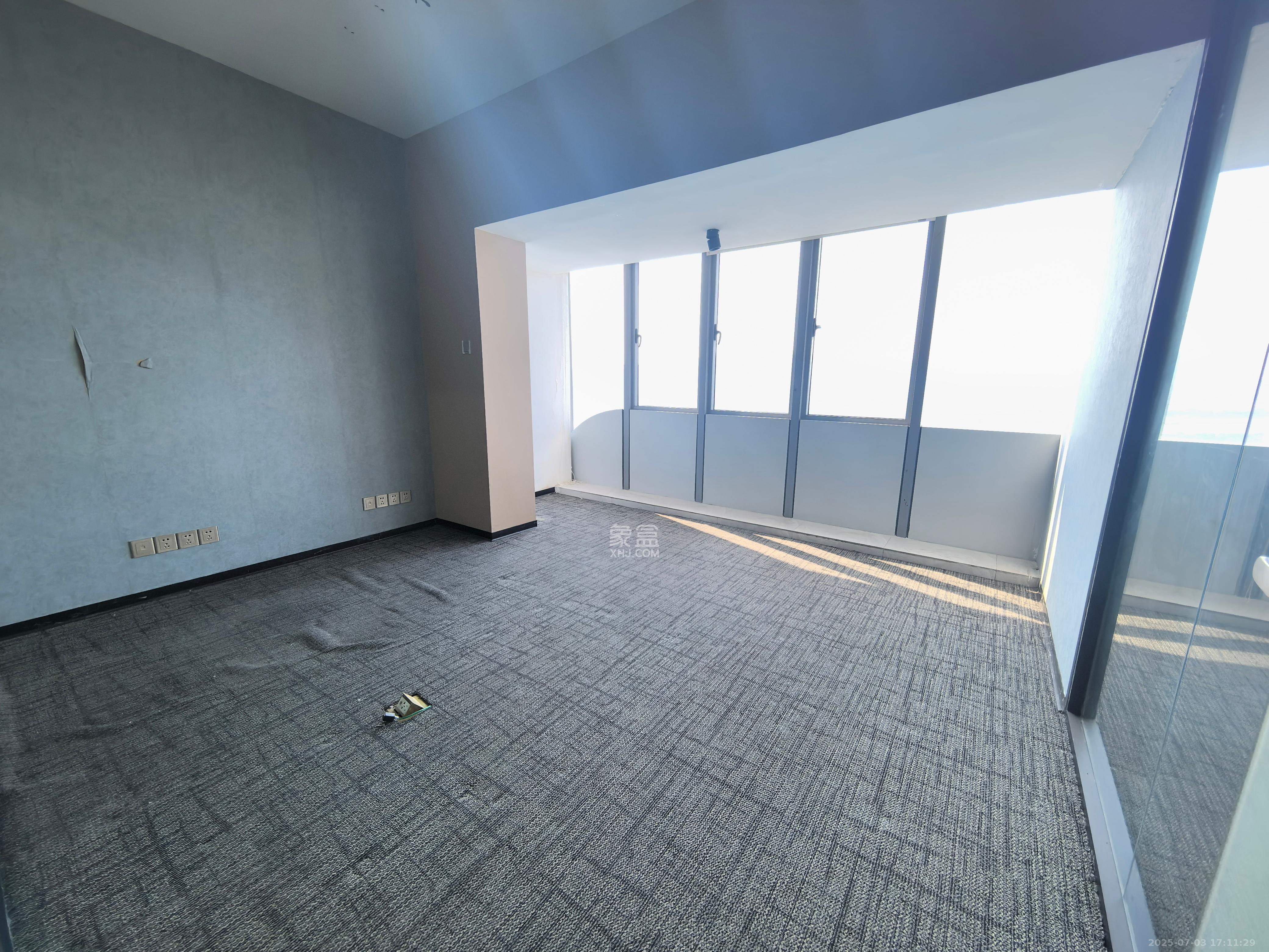 保利国际广场 1室1厅1卫 5000.0元/月 保利国际广场 1室1厅1卫 5000.0元/月室内图