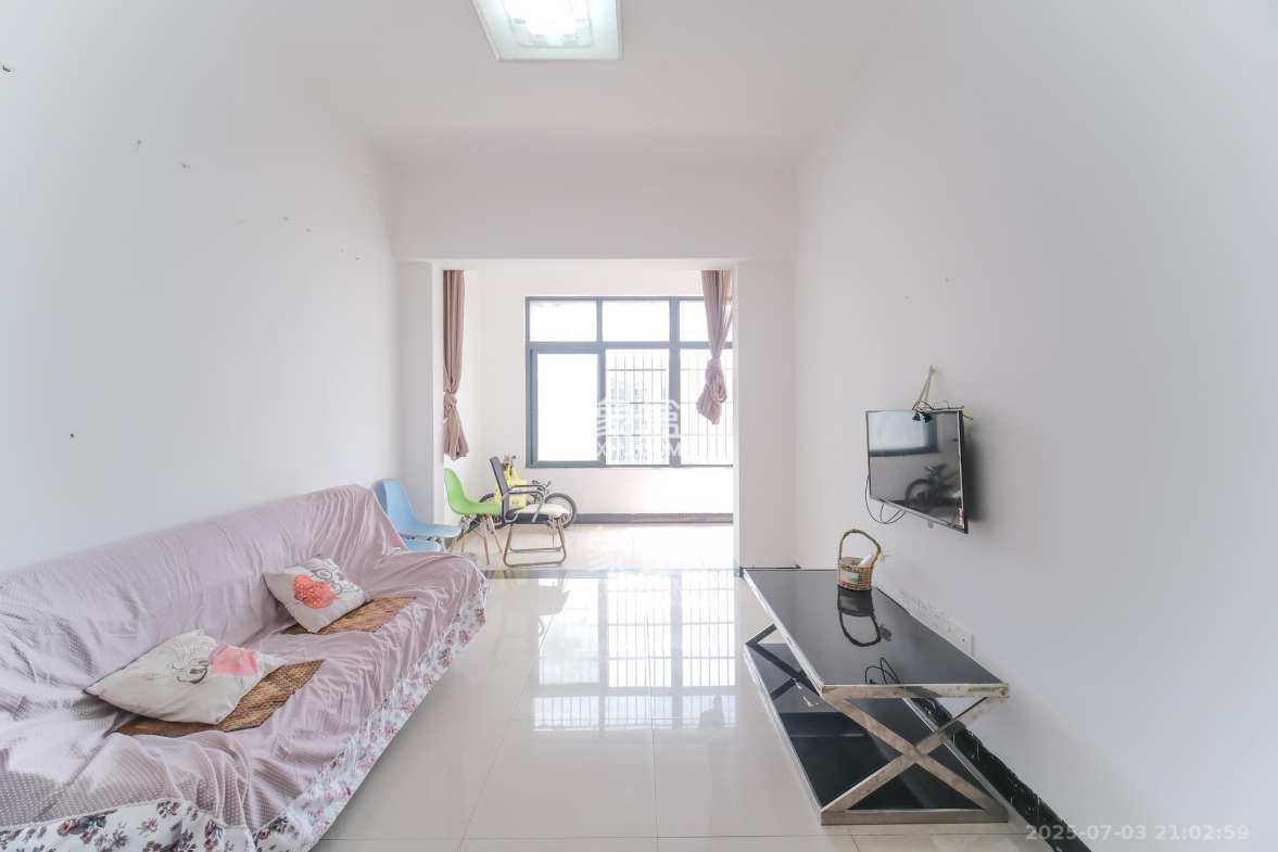 红树湾 2室2厅1卫 43.8万 红树湾 2室2厅1卫 43.8万客厅