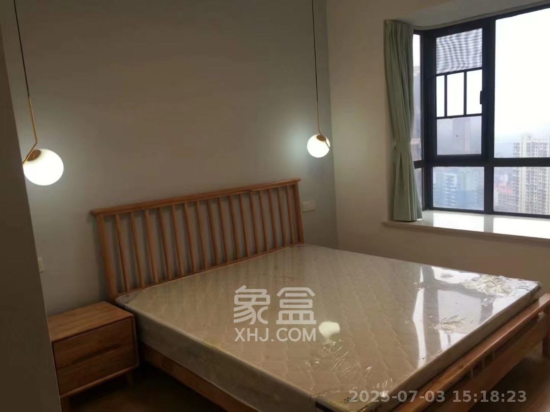 半山壹号  3室2厅1卫   2900.00元/月室内图