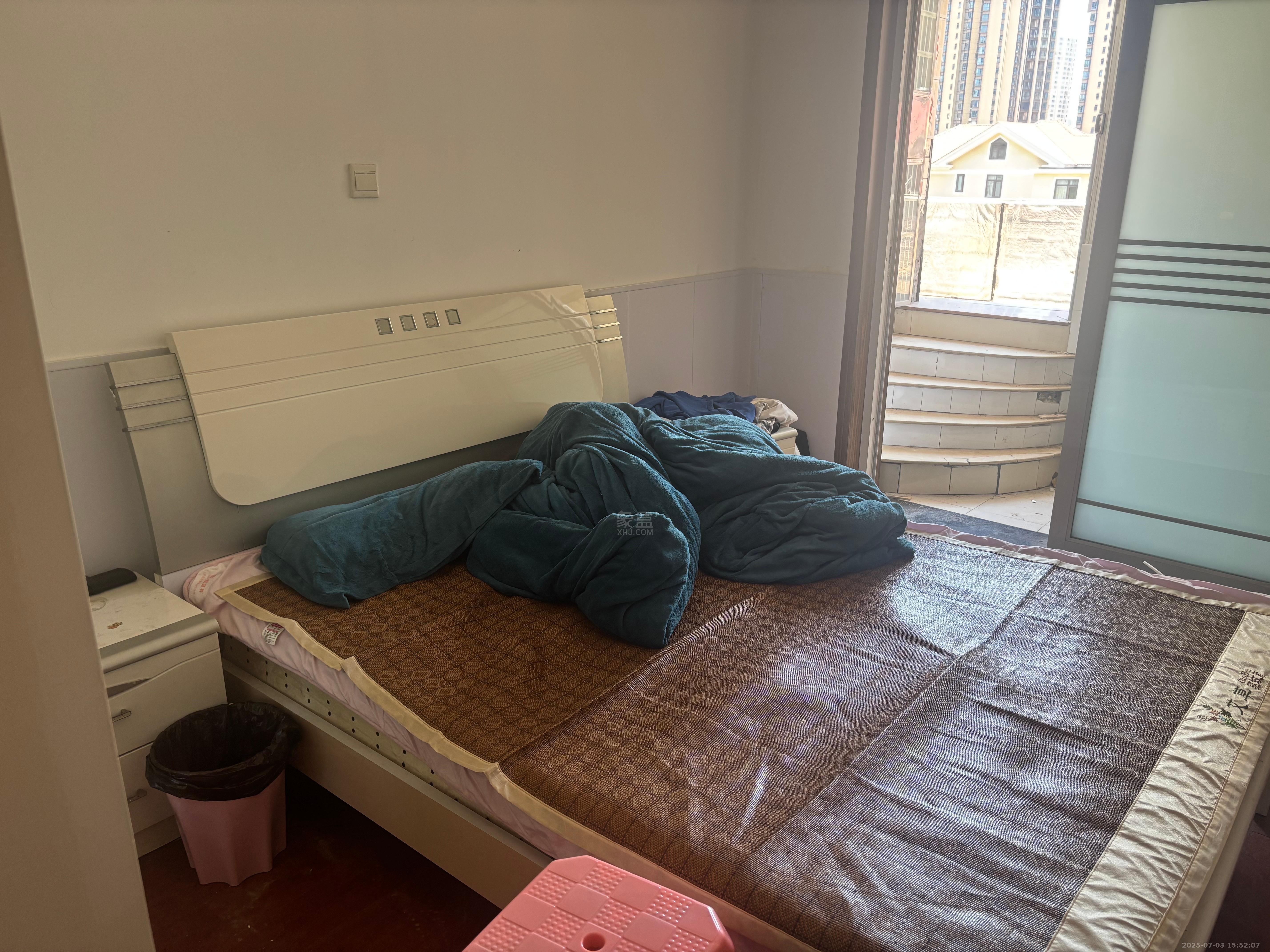 瀚水栗源  3室2厅2卫    1600.0元/月室内图