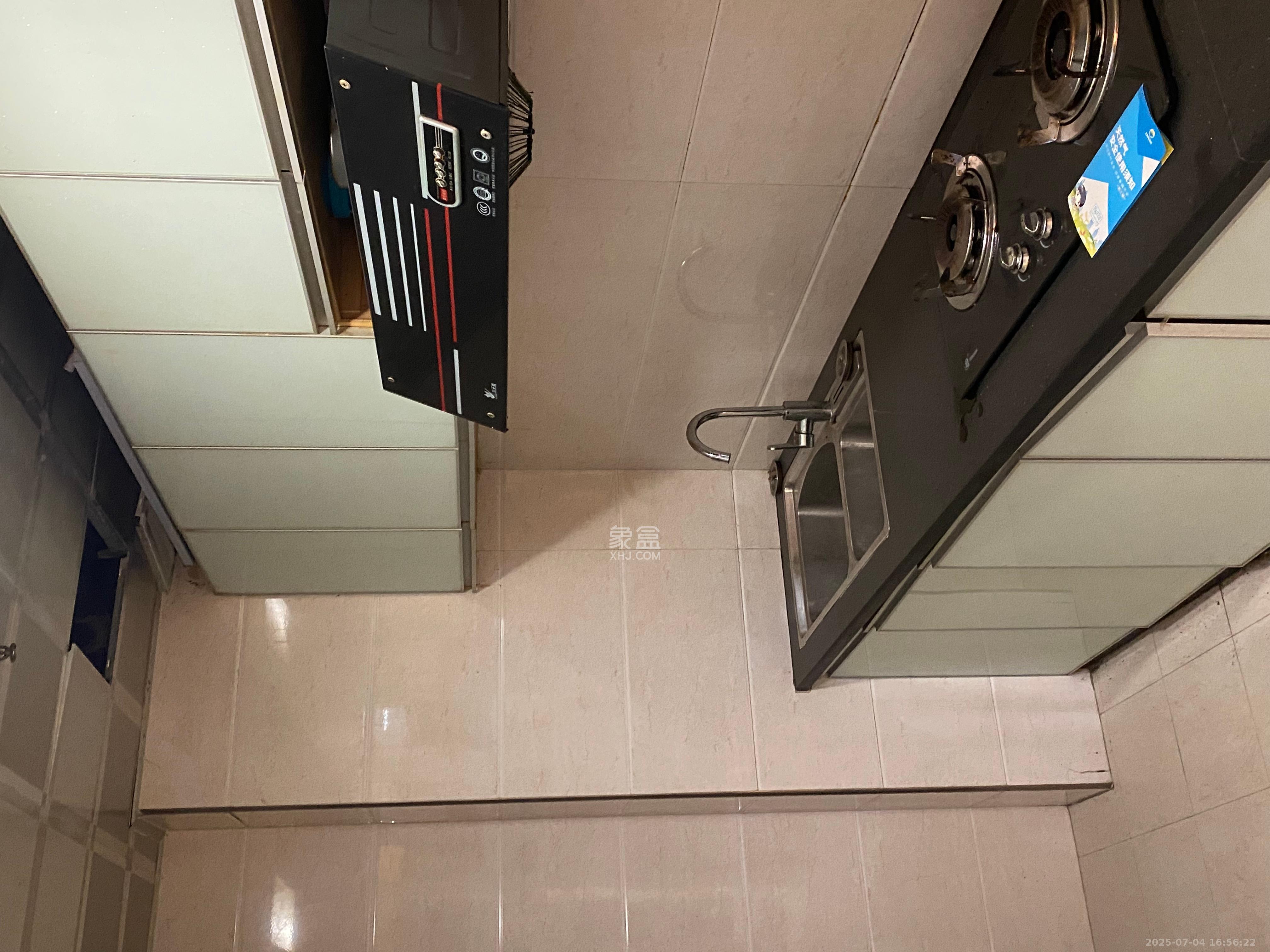 红星国际星城 1室1厅1卫 2500.0元/月 红星国际星城 1室1厅1卫 2500.0元/月室内图