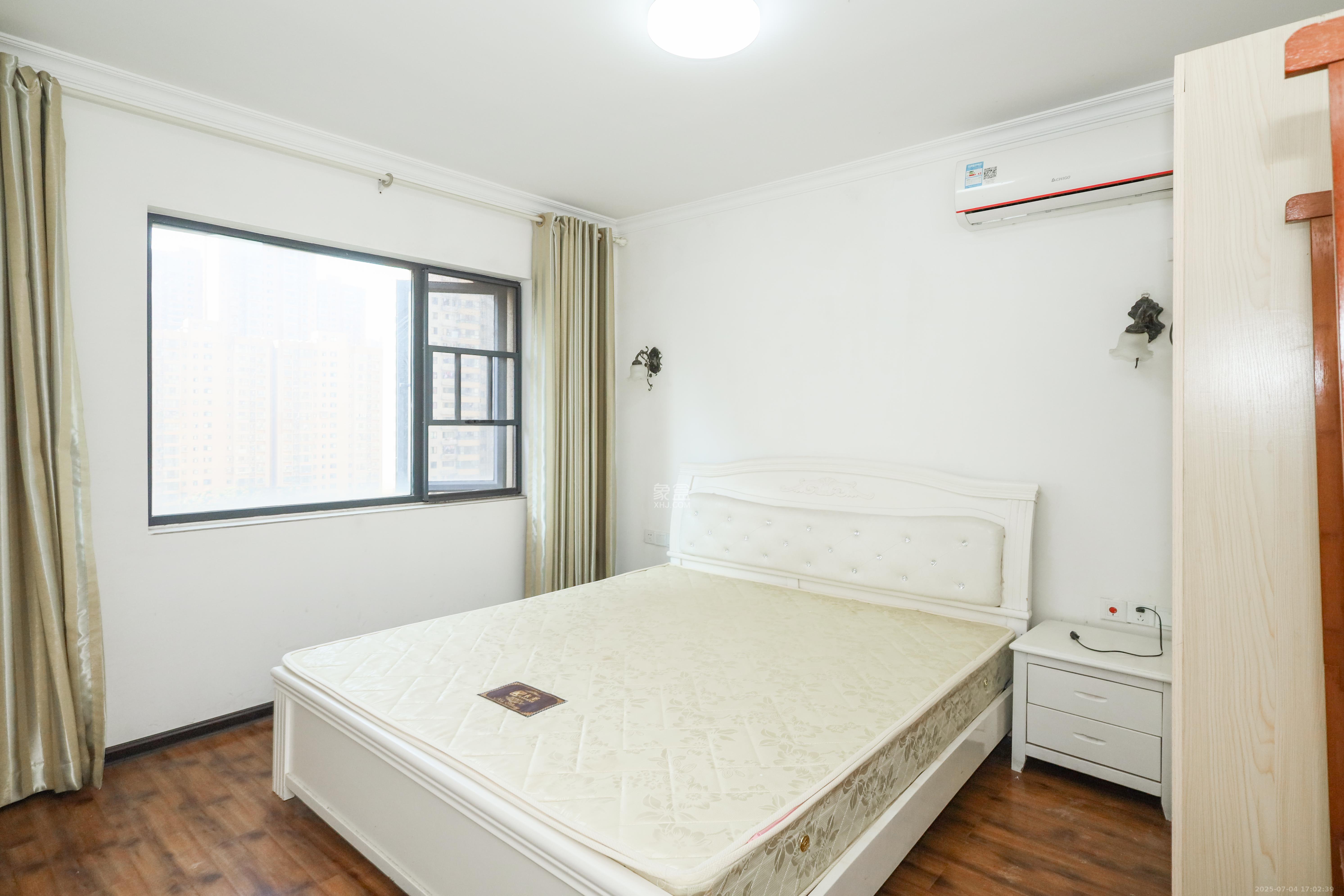 好莱城(弘德西街) 2室2厅1卫 2200.0元/月 好莱城(弘德西街) 2室2厅1卫 2200.0元/月室内图