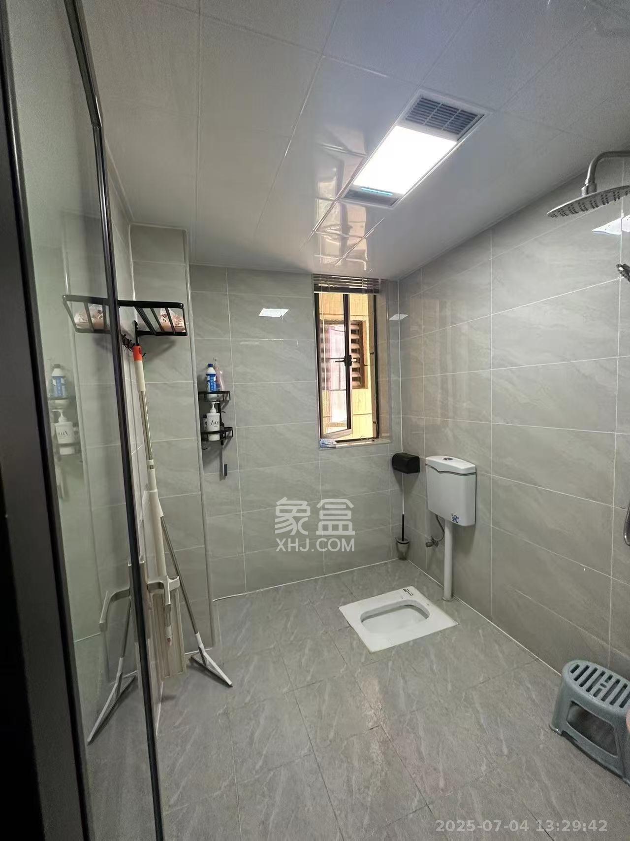 保利西海岸A区  2室2厅1卫    3100.0元/月室内图