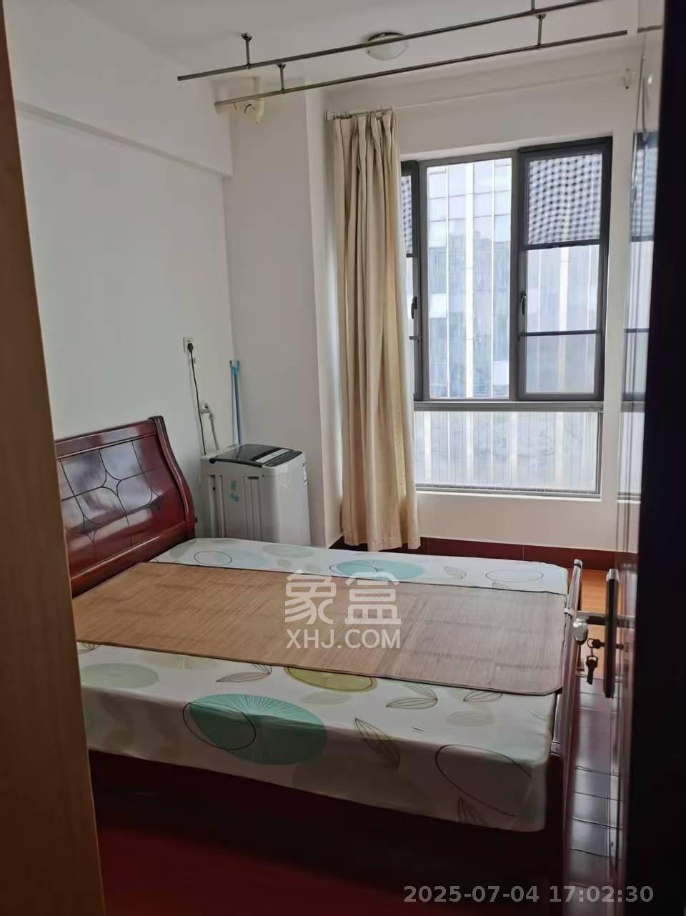 建鸿达华都（华都小户型及大华写字楼）  2室1厅1卫   2500.00元/月室内图