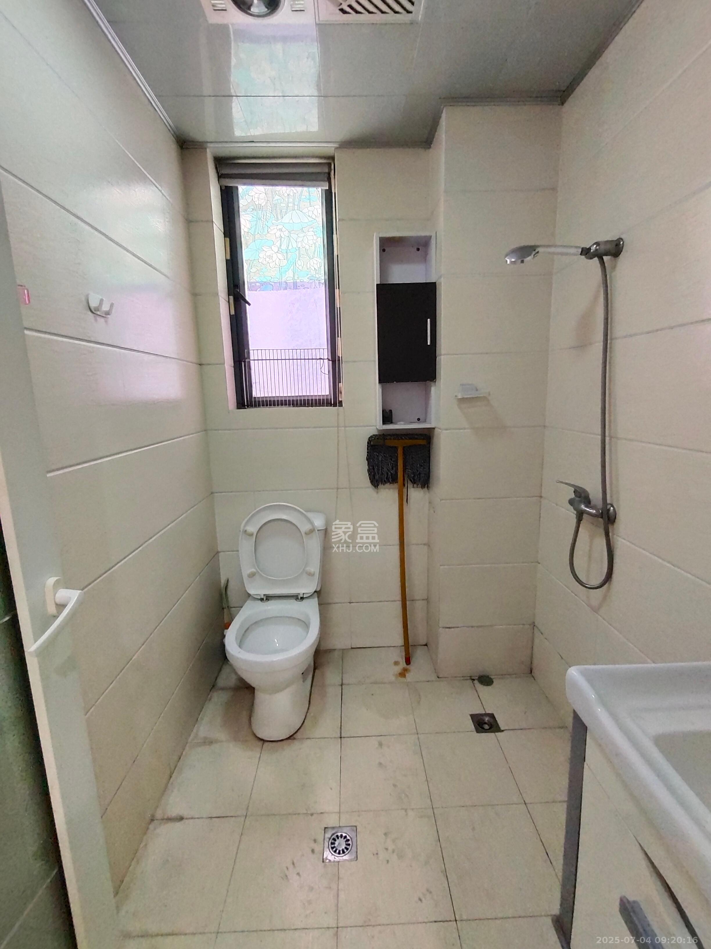 湘域中央 2室1厅1卫 3200.0元/月 湘域中央 2室1厅1卫 3200.0元/月室内图