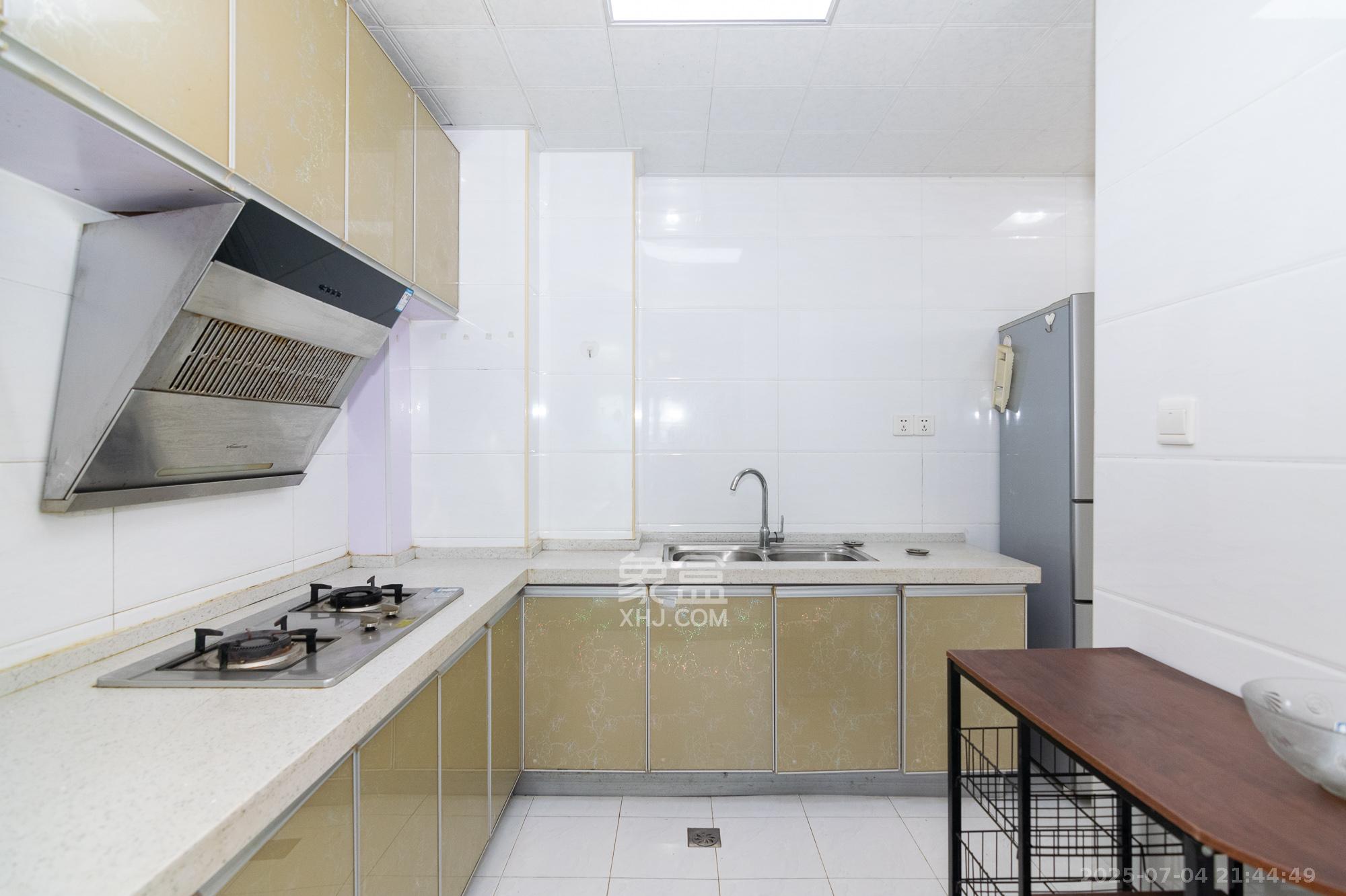 润和紫郡一期 3室2厅1卫 64.5万 润和紫郡一期 3室2厅1卫 64.5万厨房