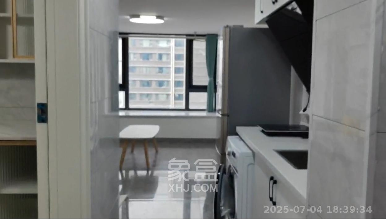 龙湖湘江星座(祺鑫星座公寓) 2室1厅1卫 2200.0元/月 龙湖湘江星座(祺鑫星座公寓) 2室1厅1卫 2200.0元/月室内图