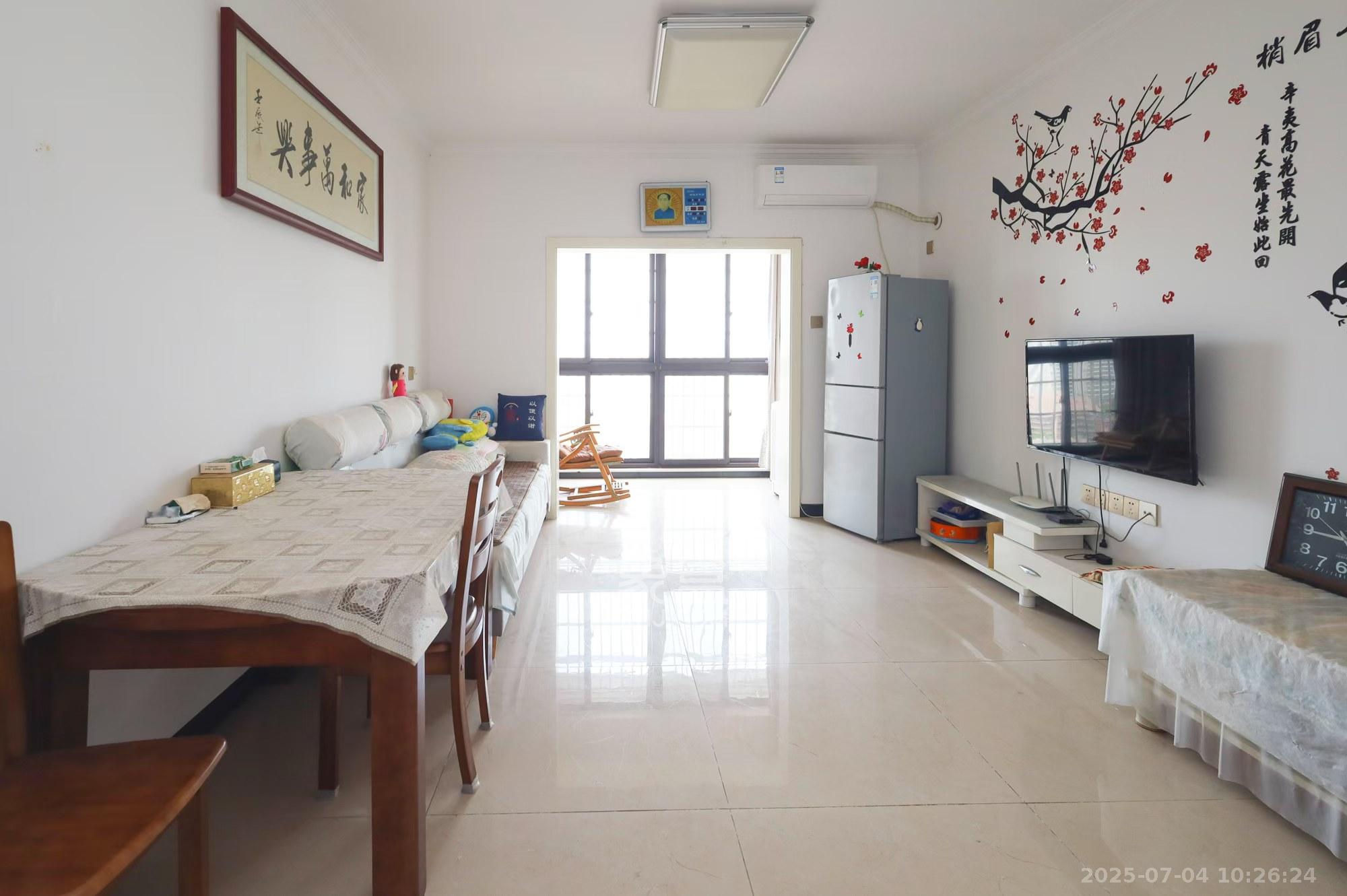 荷韵园 2室2厅1卫 1700.0元/月 荷韵园 2室2厅1卫 1700.0元/月室内图