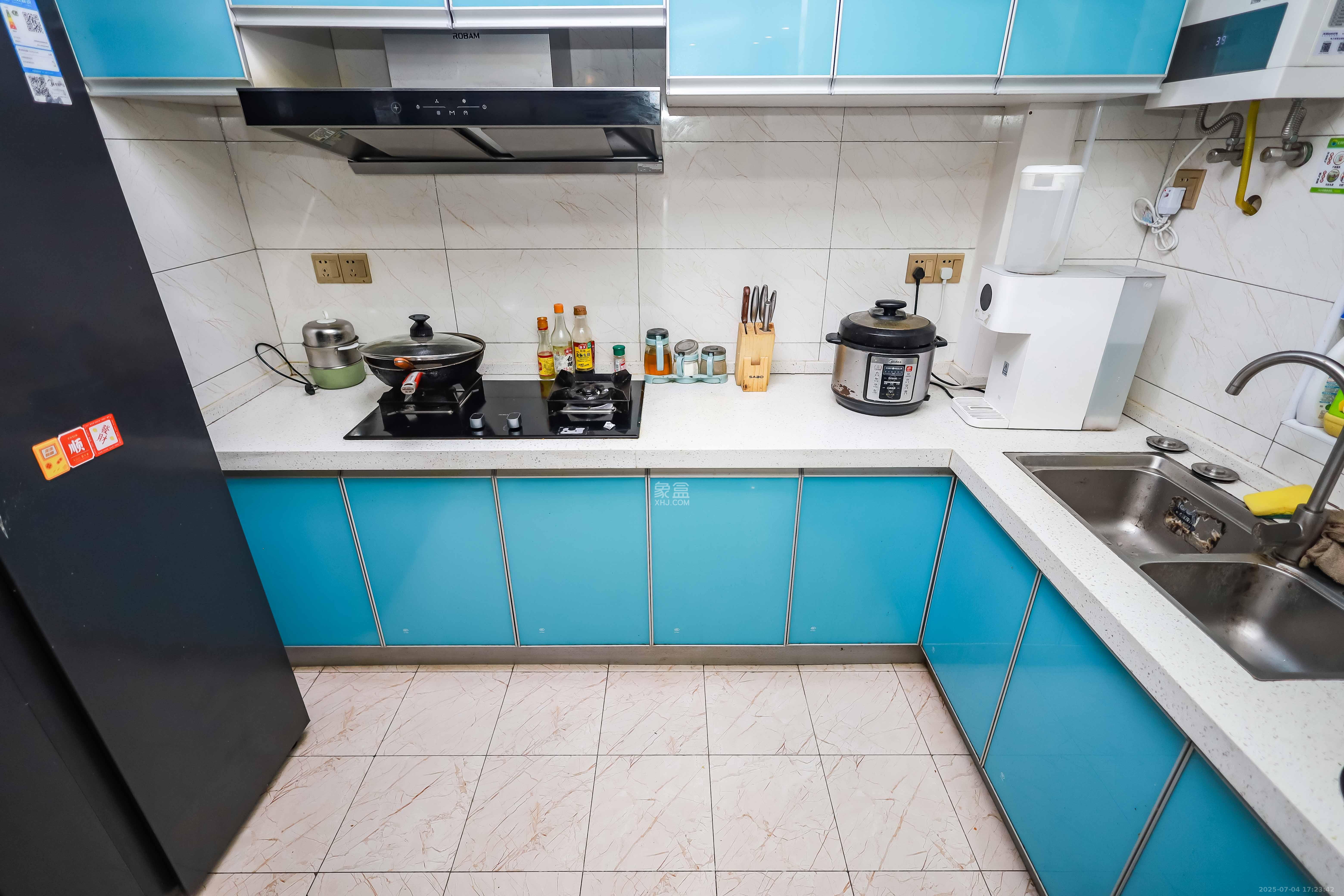 金科世界城  4室2厅2卫    113.0万 金科世界城  4室2厅2卫    113.0万厨房