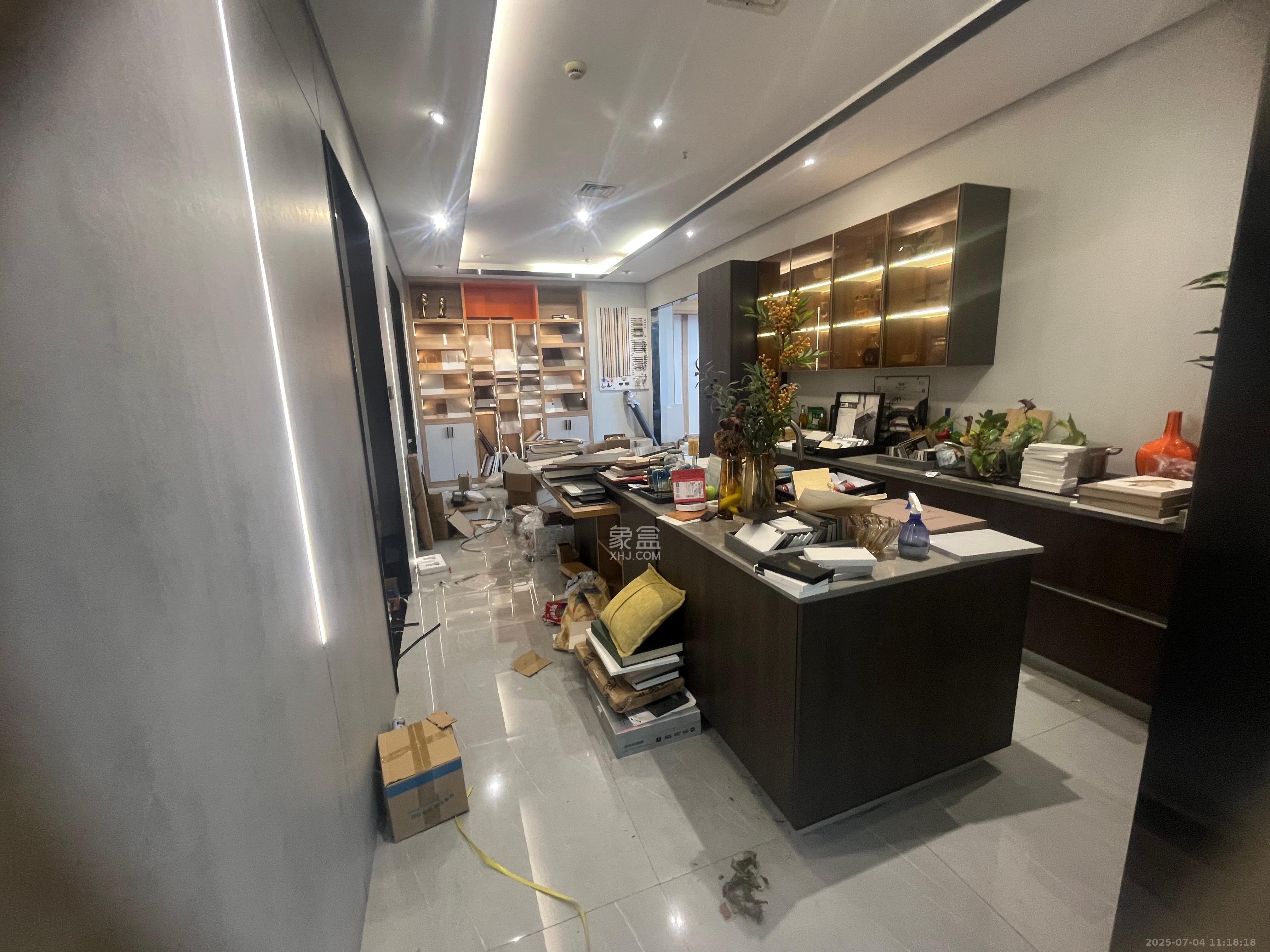 喜盈门范城   114.0㎡      10000.0元/月室内图