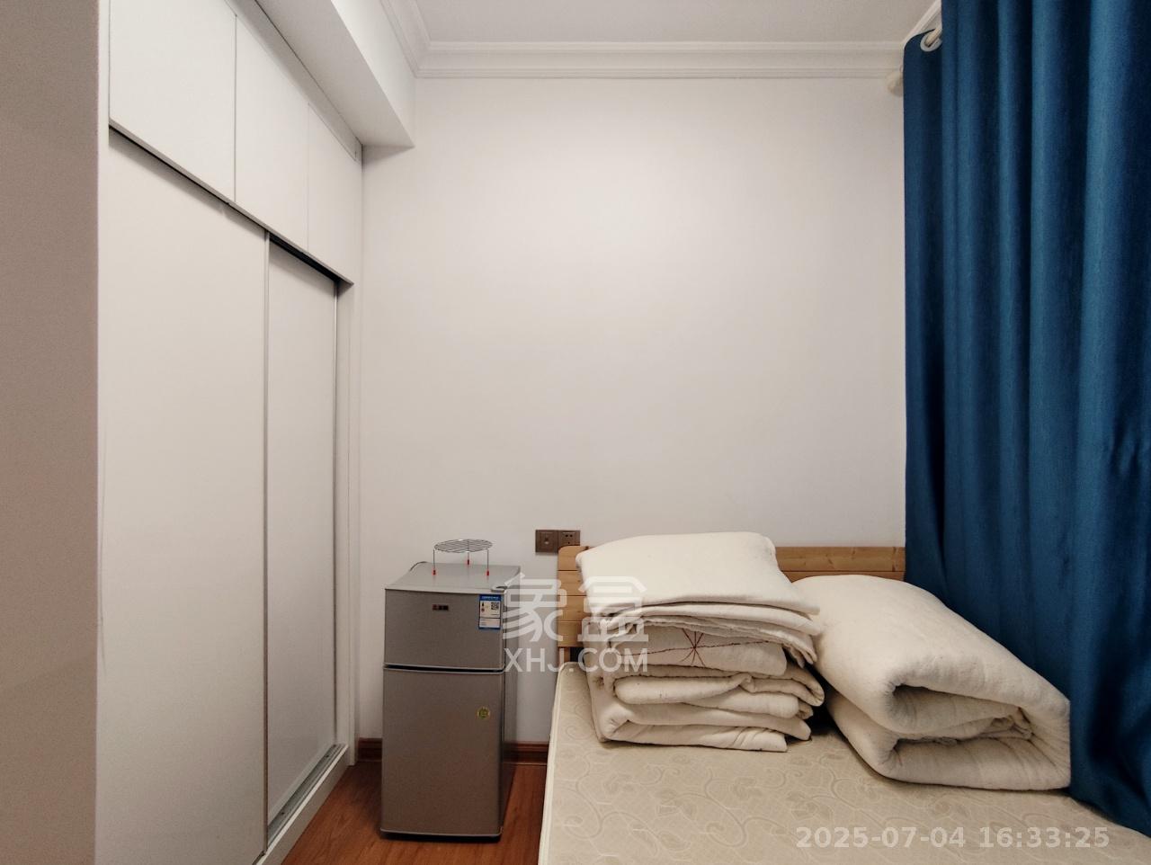 碧桂园星城首府 3室2厅1卫 2500.0元/月 碧桂园星城首府 3室2厅1卫 2500.0元/月室内图