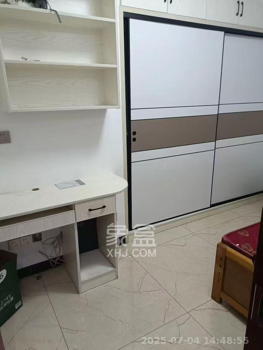 堤亚纳湾（深业沙河城）  2室2厅1卫   1700.00元/月室内图