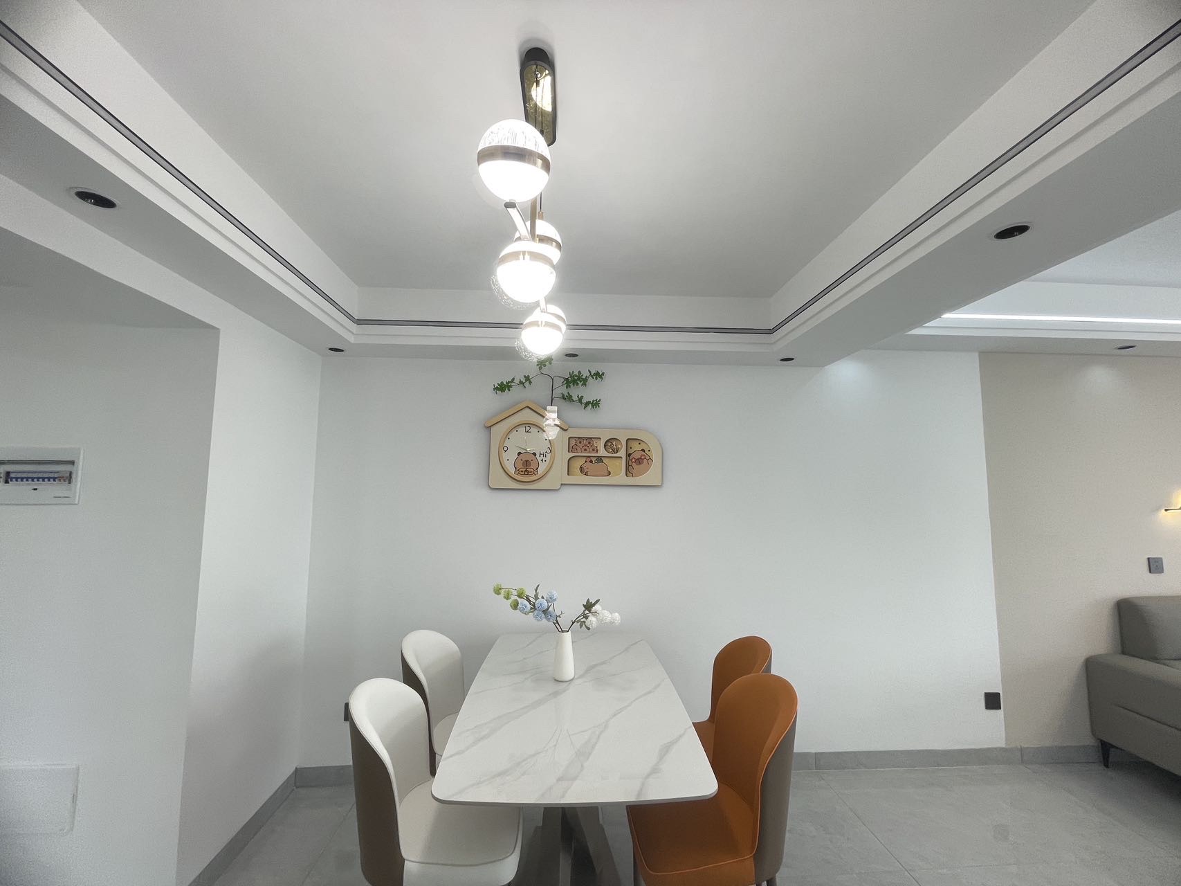 海航城  2室2厅1卫    113.0万 海航城  2室2厅1卫    113.0万客厅