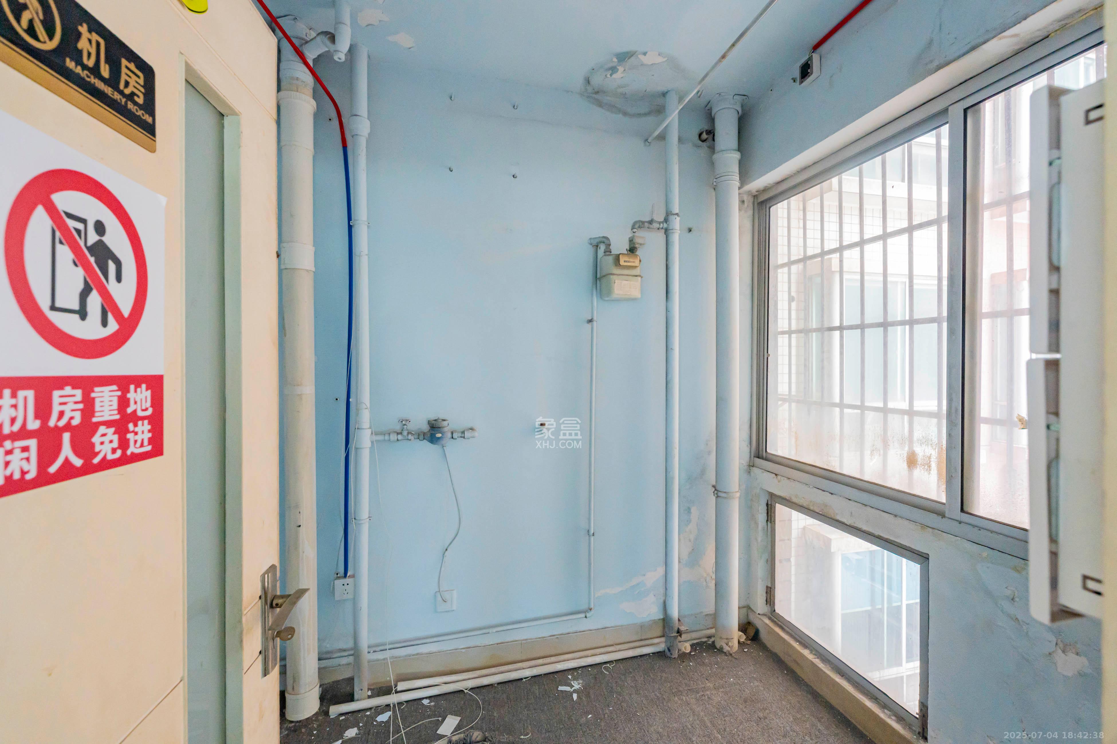 湖南财富中心 4室2厅1卫 82.0万 湖南财富中心 4室2厅1卫 82.0万其他