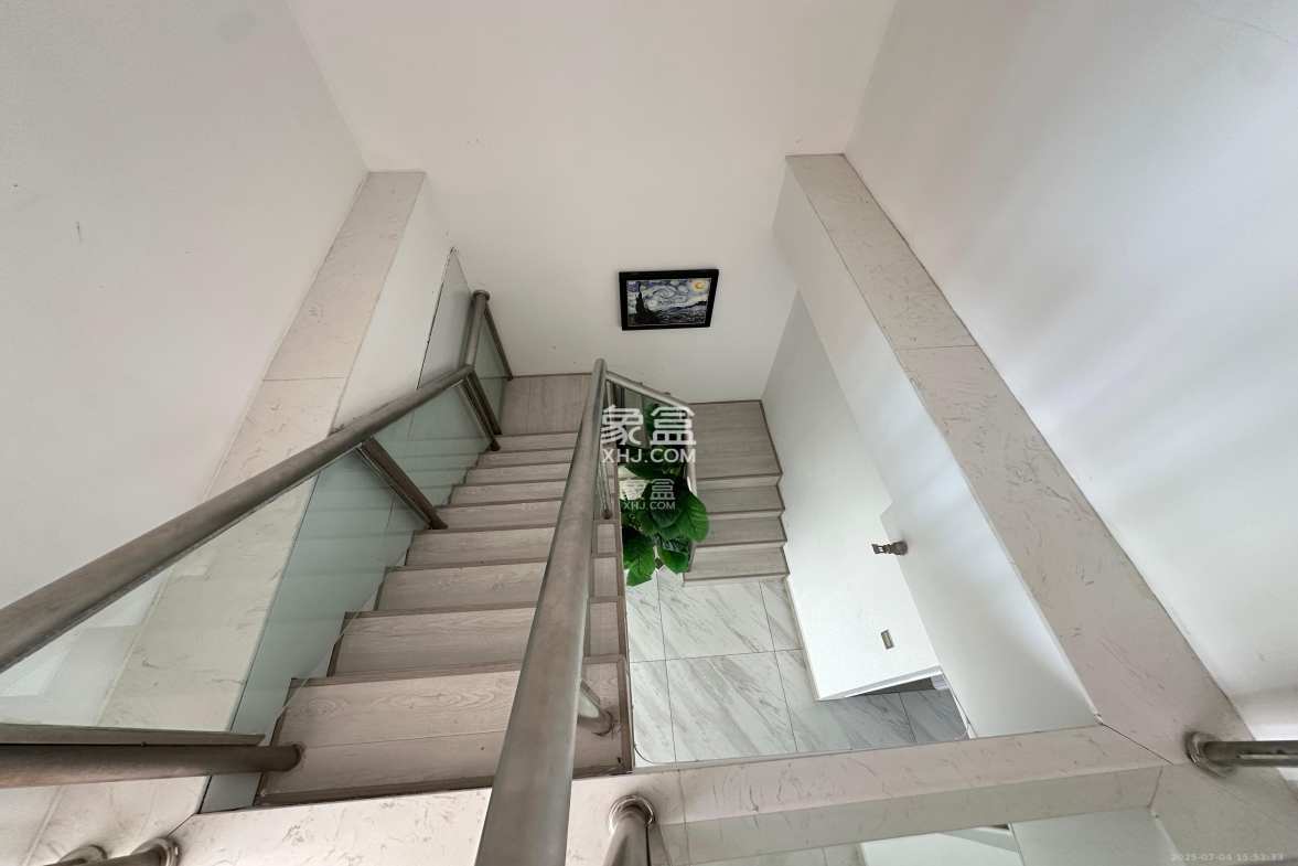 保利国际广场  1室1厅1卫    12000.0元/月 保利国际广场  1室1厅1卫    12000.0元/月室内图