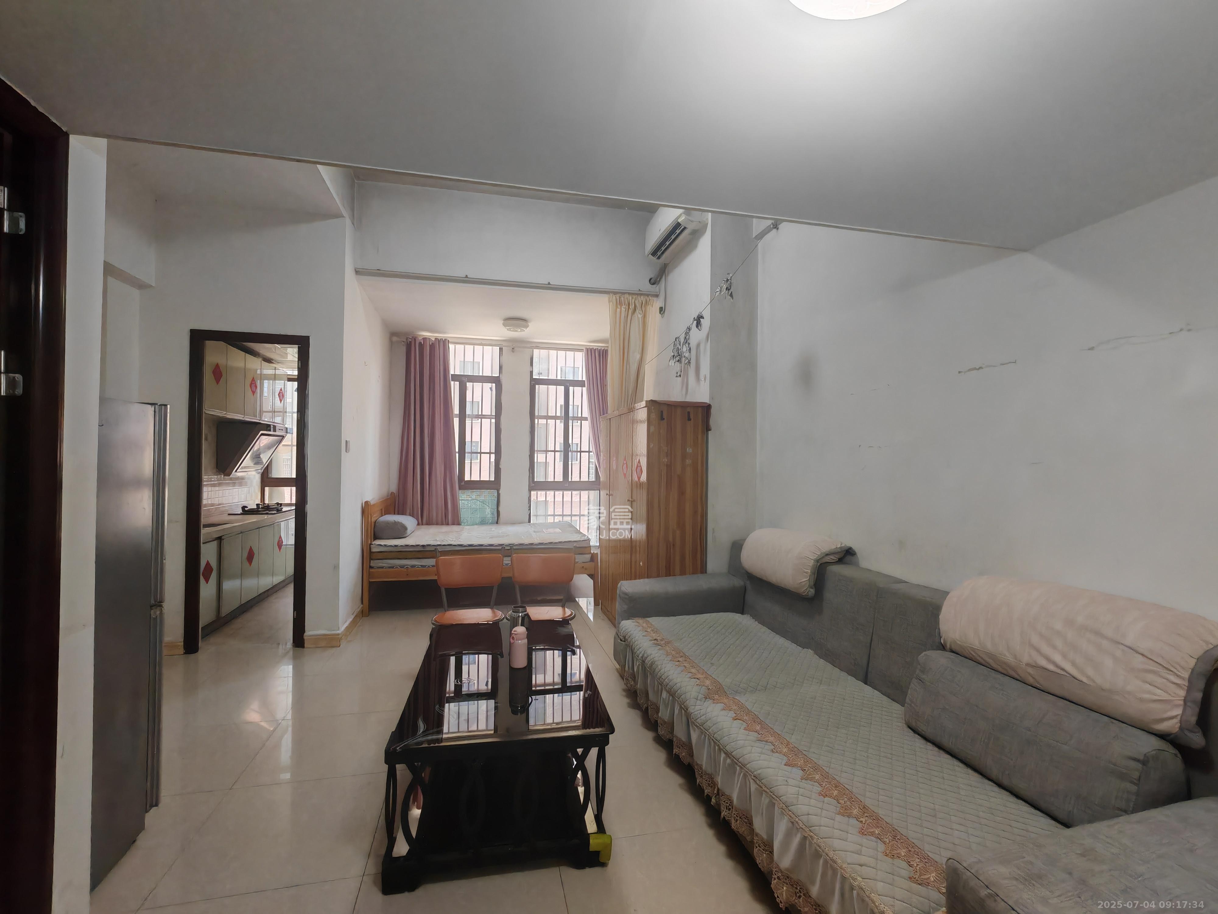 湖湾世景 1室1厅1卫 1200.0元/月 湖湾世景 1室1厅1卫 1200.0元/月室内图