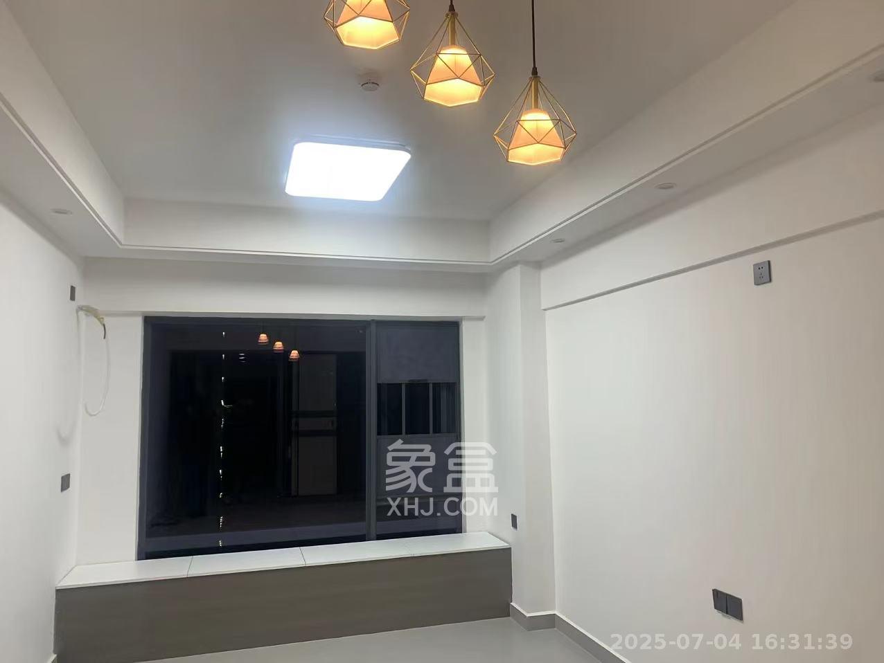 力高凤凰新天  1室1厅1卫    1800.0元/月