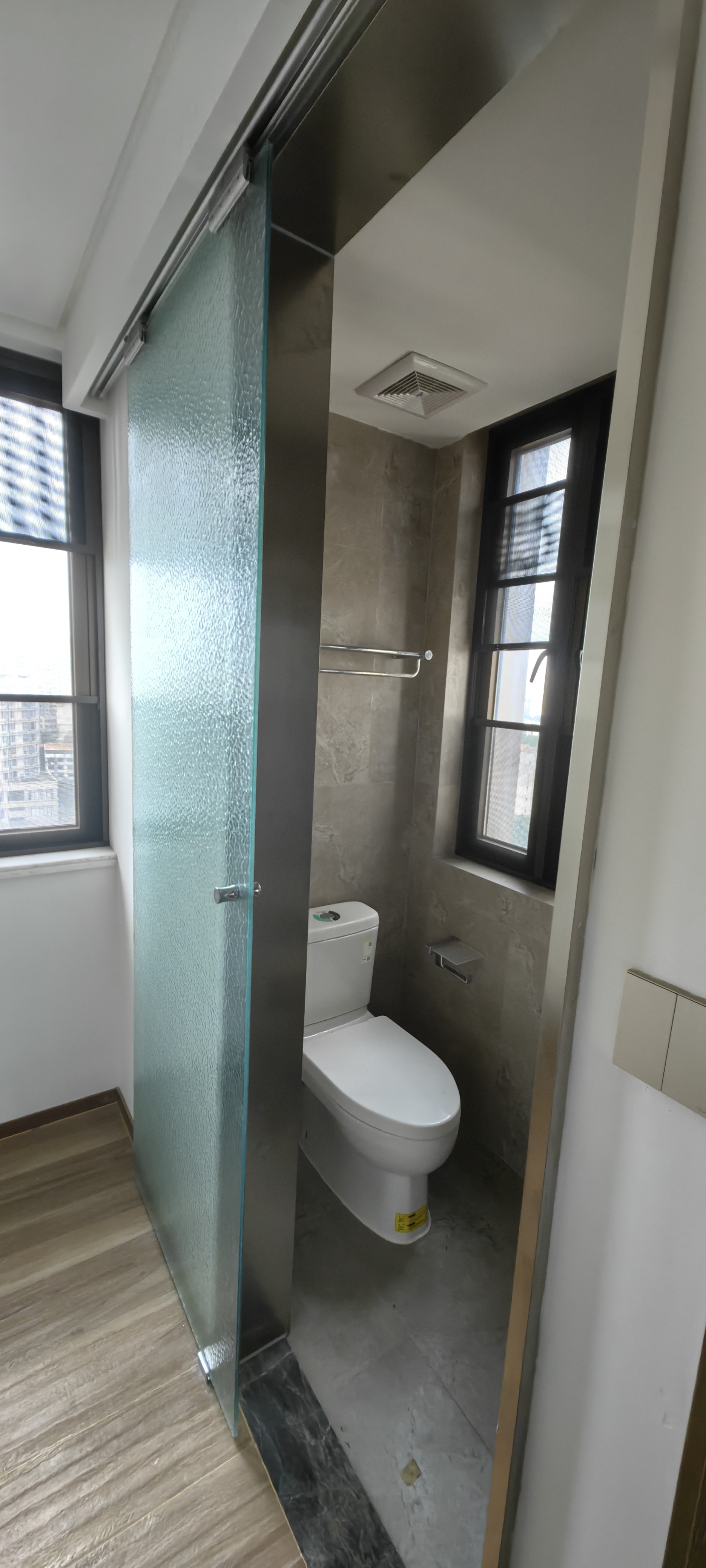 海航豪庭北苑 5室2厅3卫 14000.0元/月 海航豪庭北苑 5室2厅3卫 14000.0元/月室内图