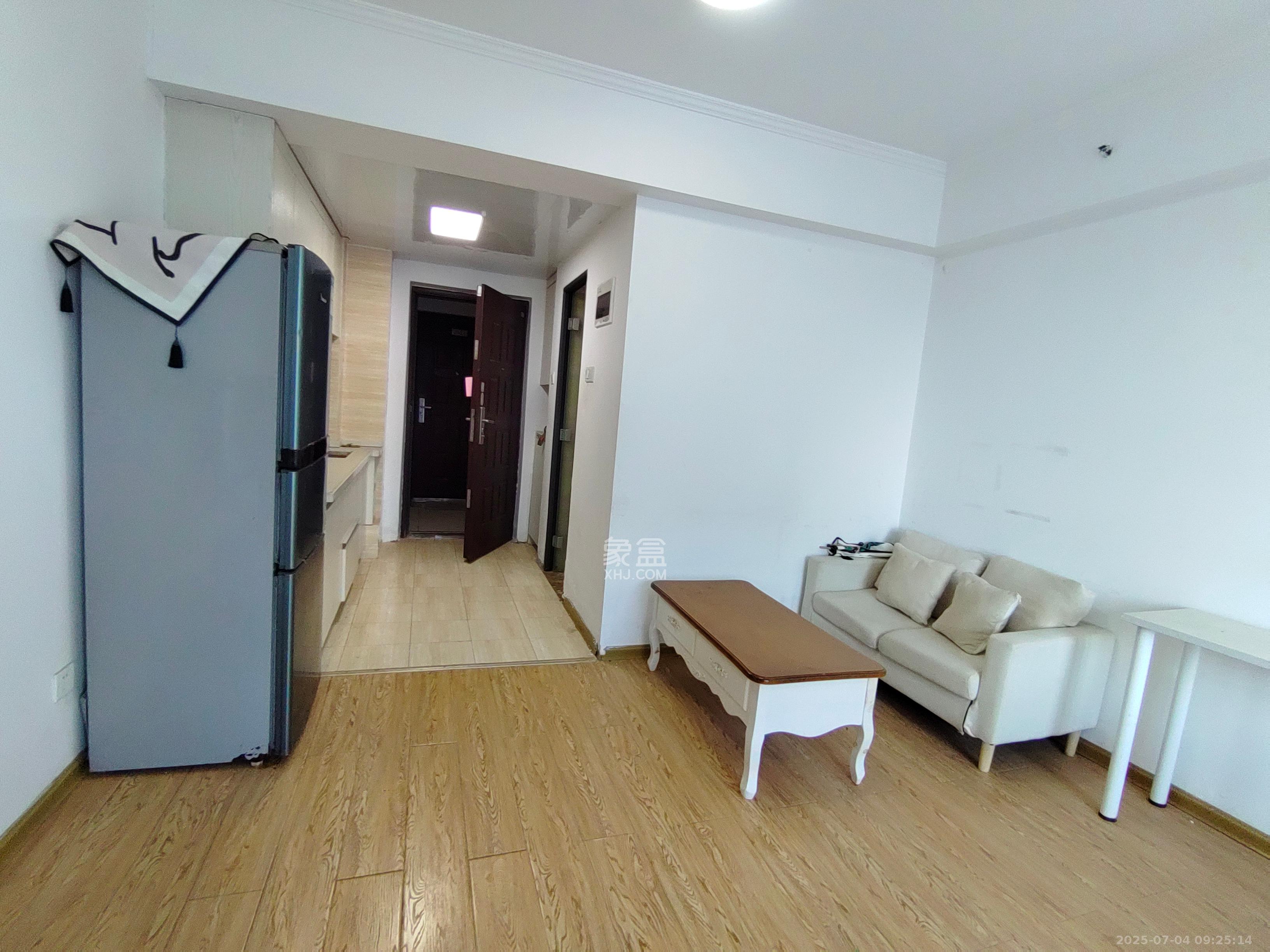 融科东南海 1室0厅1卫 1200.0元/月 融科东南海 1室0厅1卫 1200.0元/月室内图