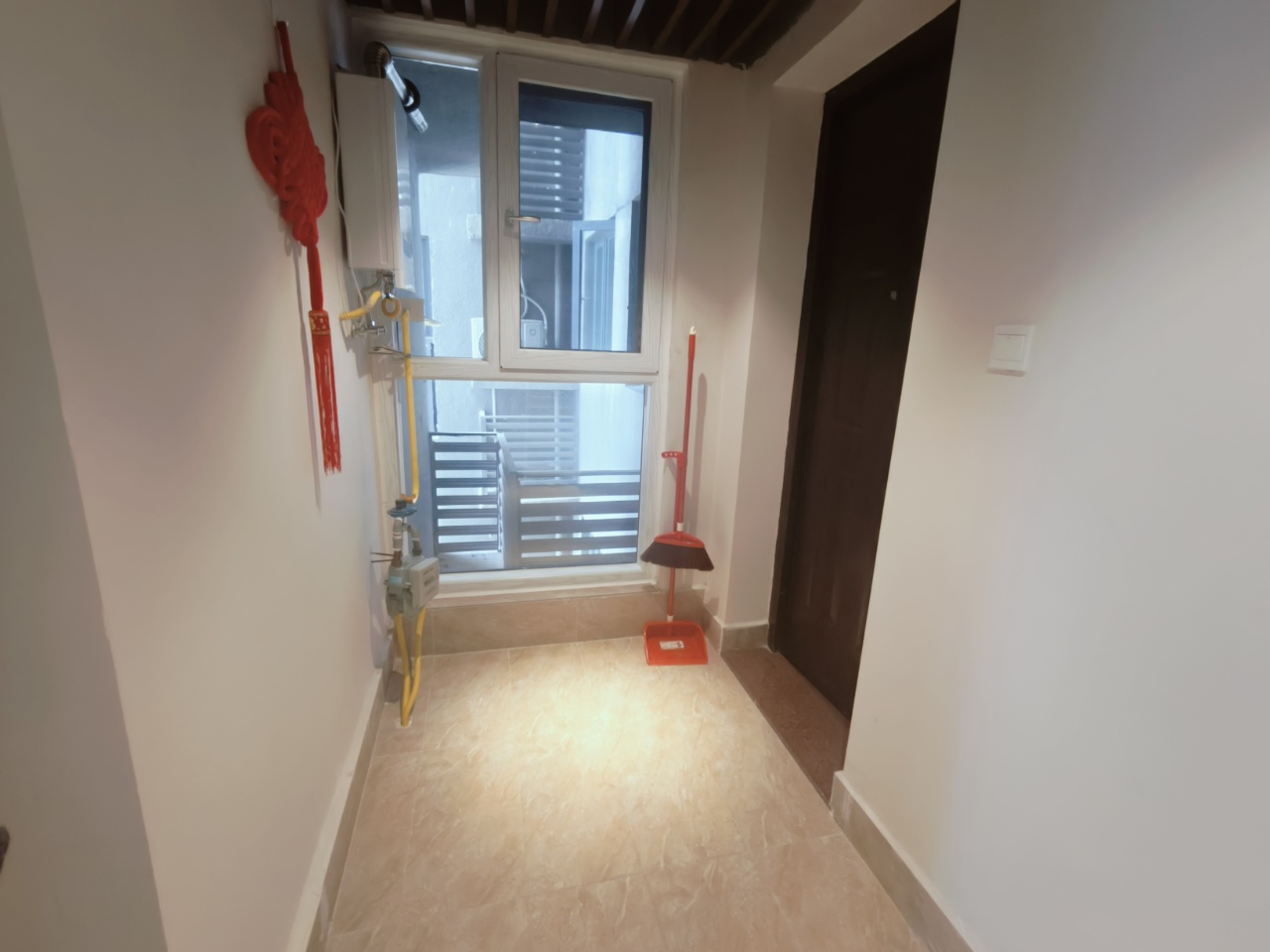 海南金地自在城  3室2厅2卫    99.0万 海南金地自在城  3室2厅2卫    99.0万