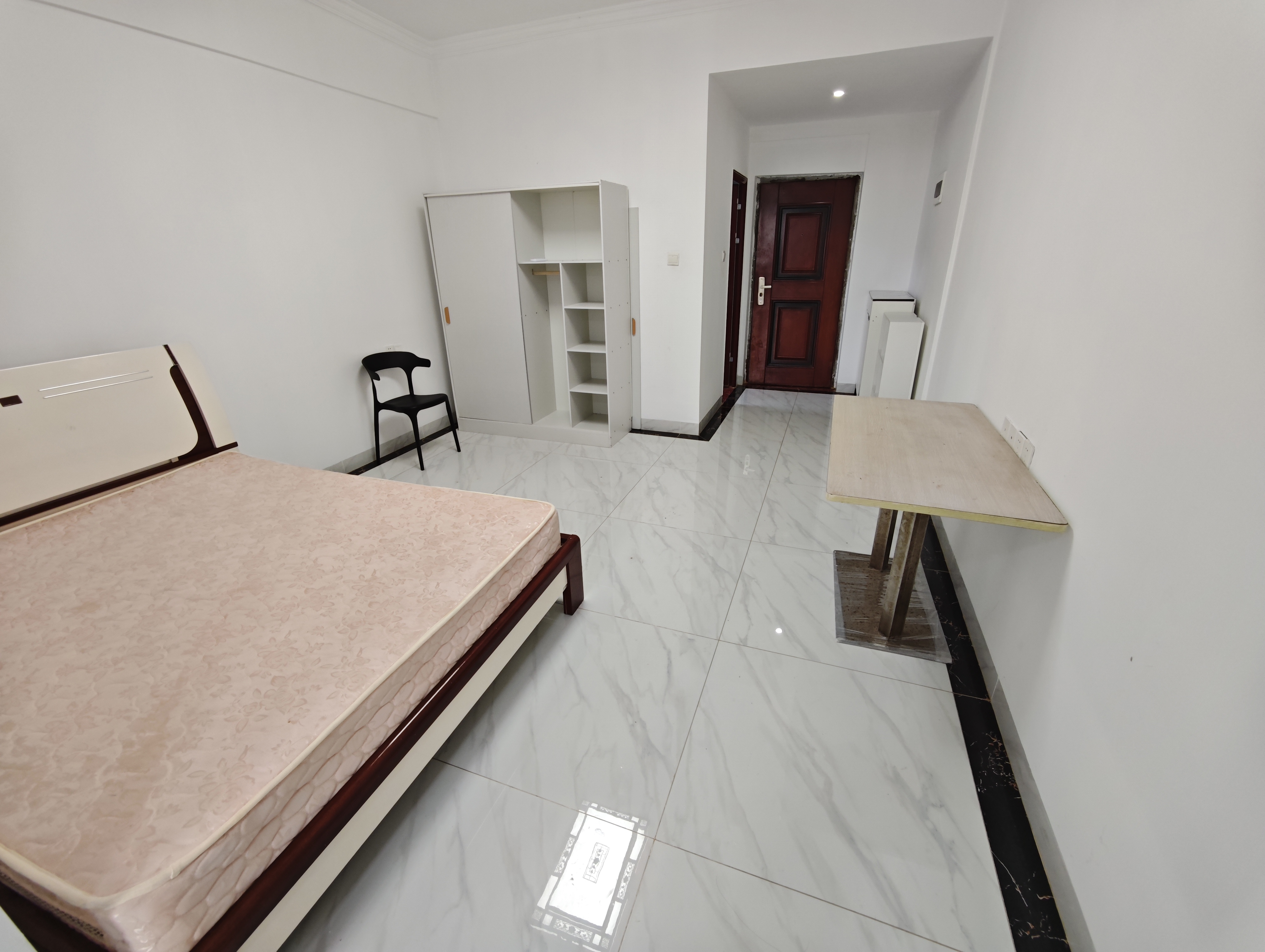 鸿信公寓 1室0厅1卫 1200.0元/月 鸿信公寓 1室0厅1卫 1200.0元/月室内图