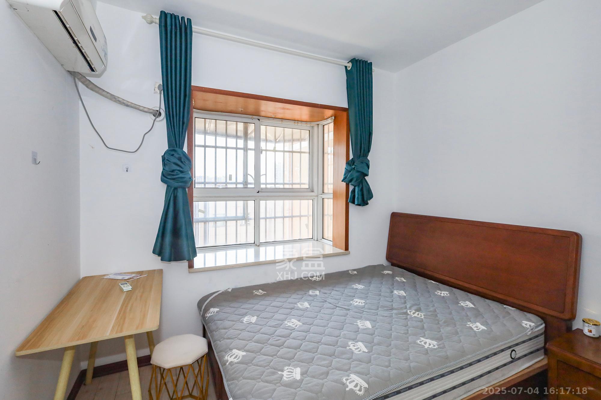 德润园 3室2厅1卫 60.00万 德润园 3室2厅1卫 60.00万卧室