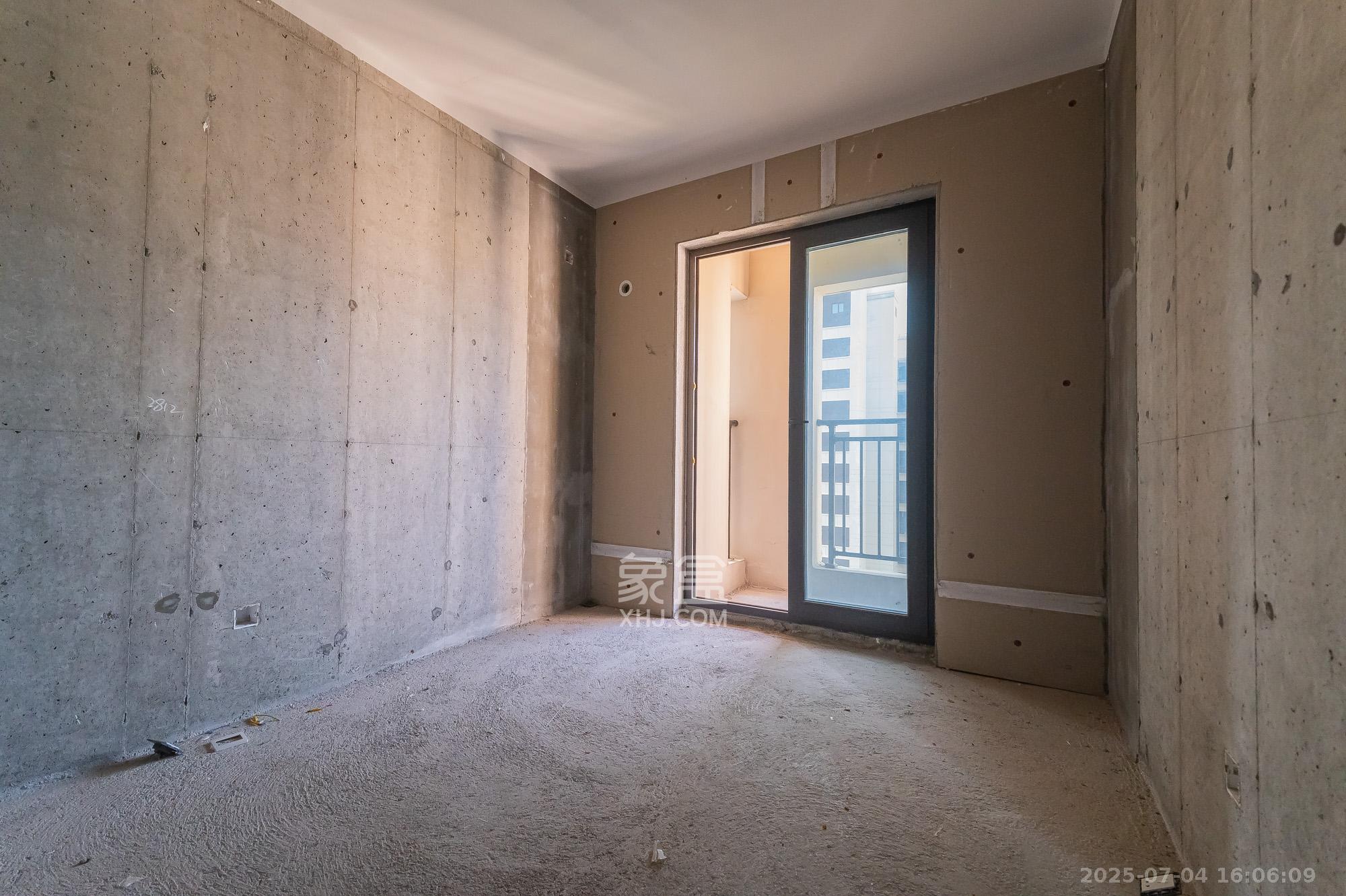 旭辉美的东樾城 3室2厅2卫 70.8万 旭辉美的东樾城 3室2厅2卫 70.8万其他