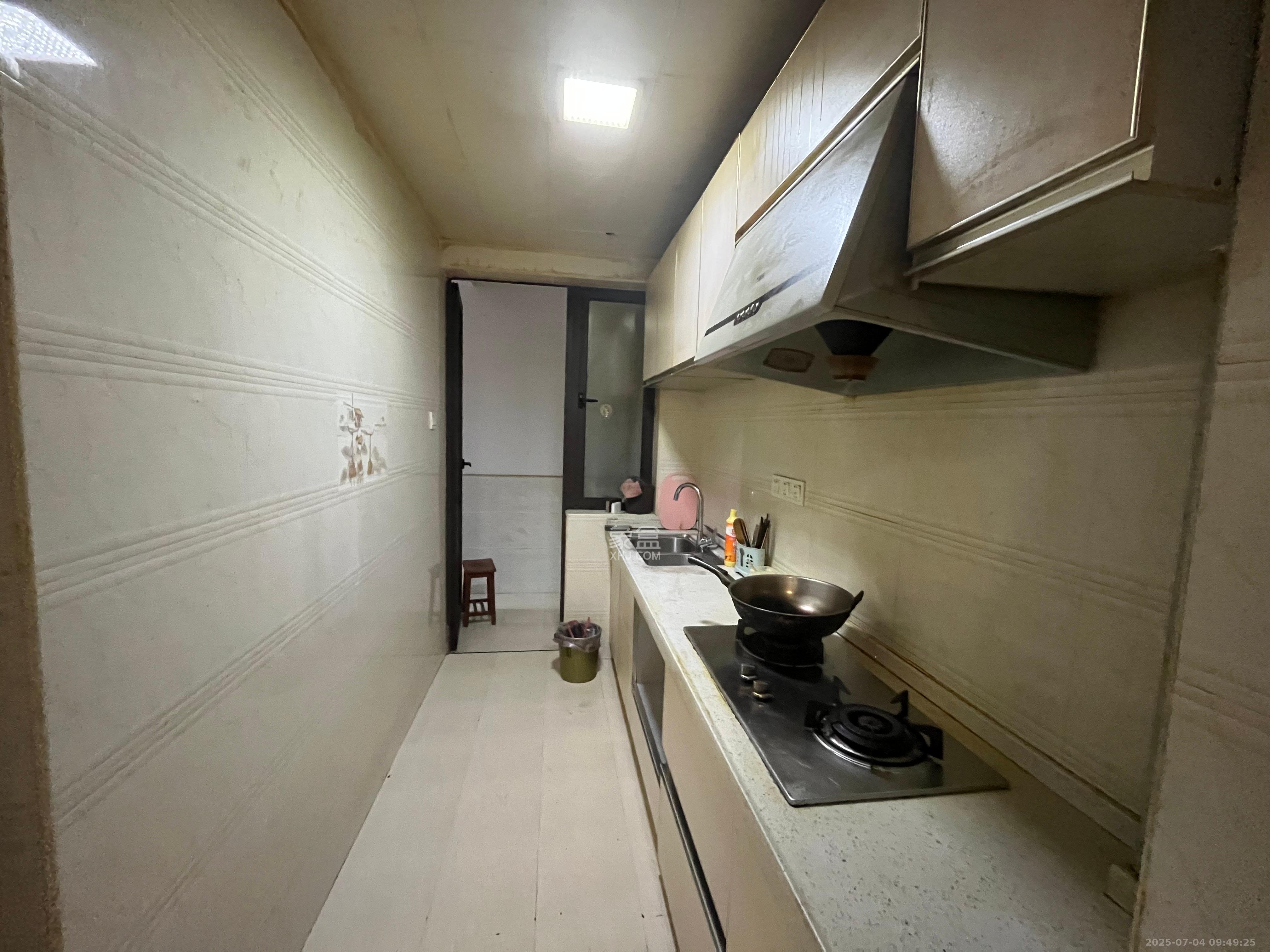 保利麓谷林语F区  1室0厅0卫   2300.00元/月室内图