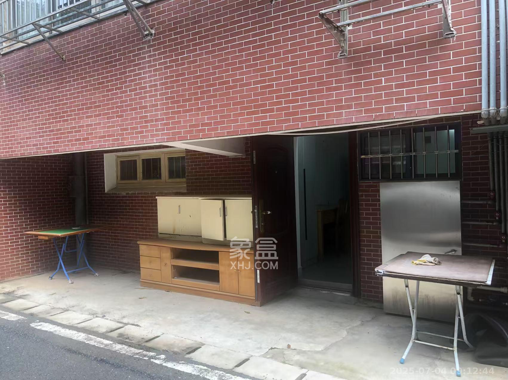 税务专科教职工宿舍（红叶小区）  1室0厅1卫   650.00元/月室内图