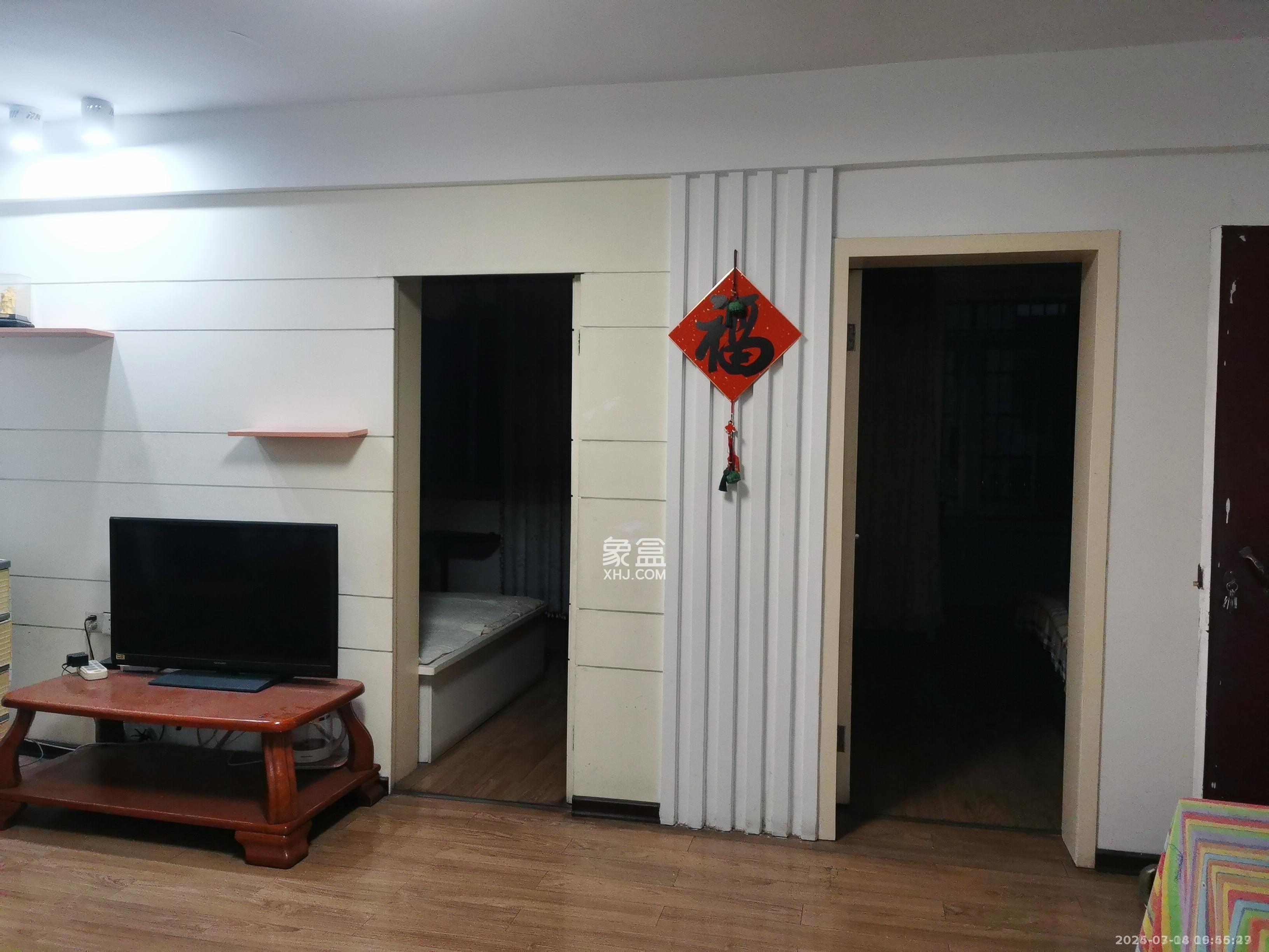 湖开小区(湖南开关厂宿舍)/南大桥社区 2室2厅1卫 1300.0元/月 湖开小区(湖南开关厂宿舍)/南大桥社区 2室2厅1卫 1300.0元/月室内图