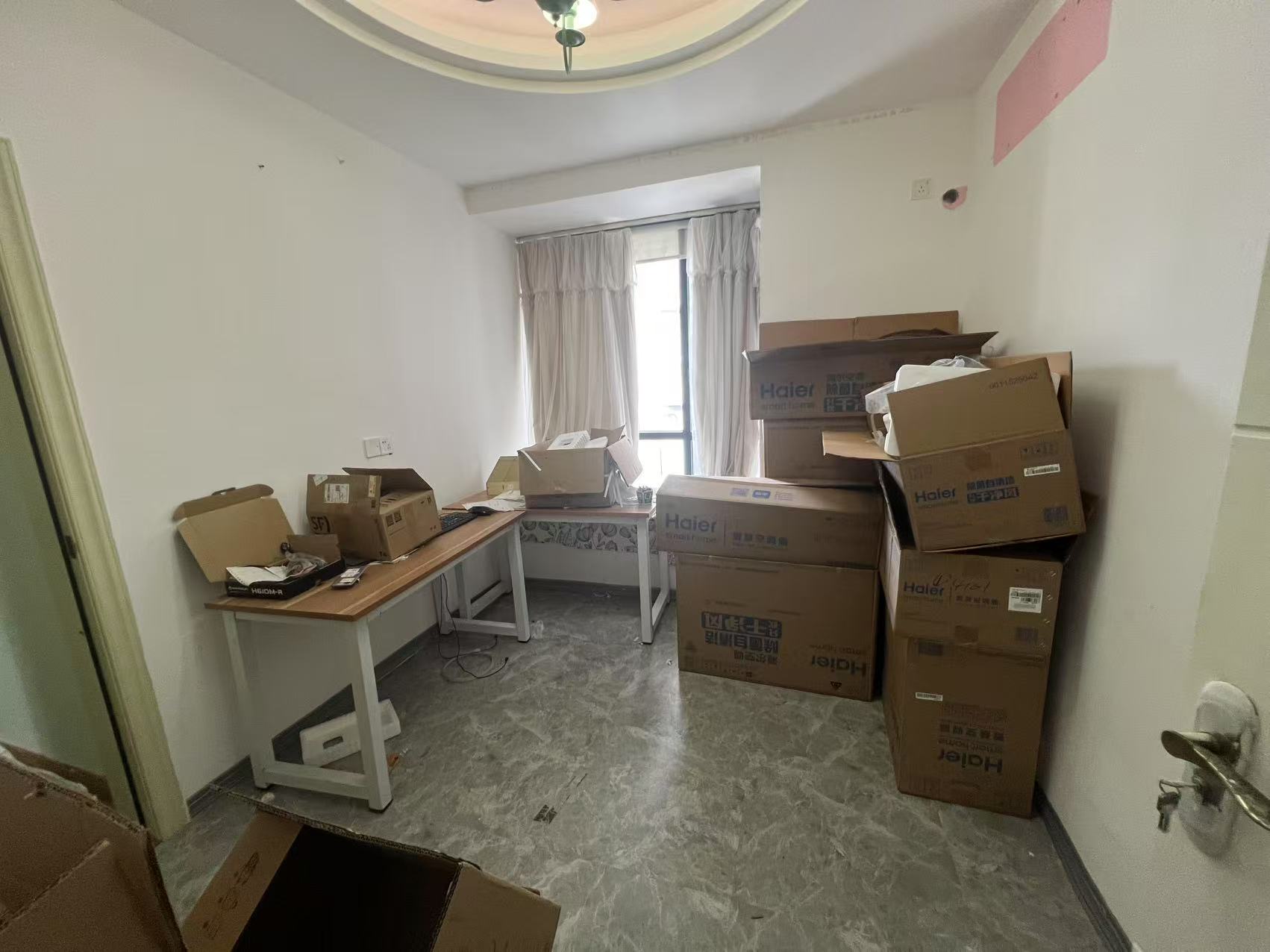 玉沙广场（京华城）  5室2厅2卫   5000.00元/月户型图