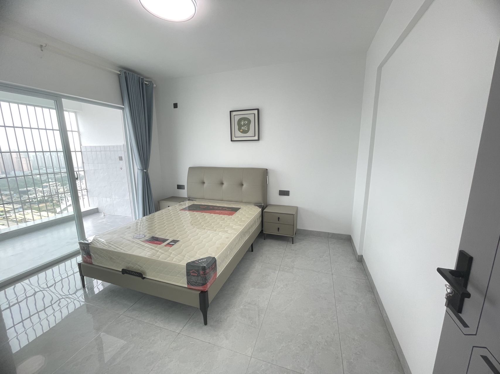 海航城  2室2厅1卫    113.0万 海航城  2室2厅1卫    113.0万客厅