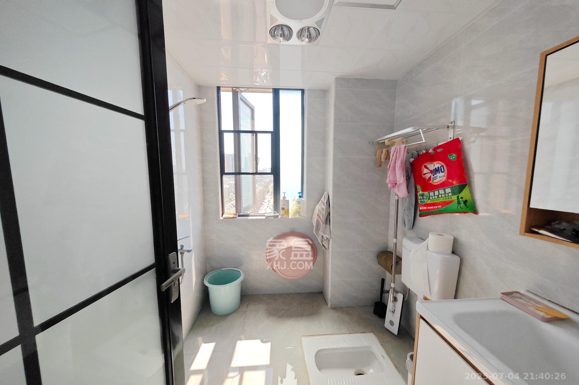 新城新世界四期柏樾  3室2厅2卫    125.8万其他