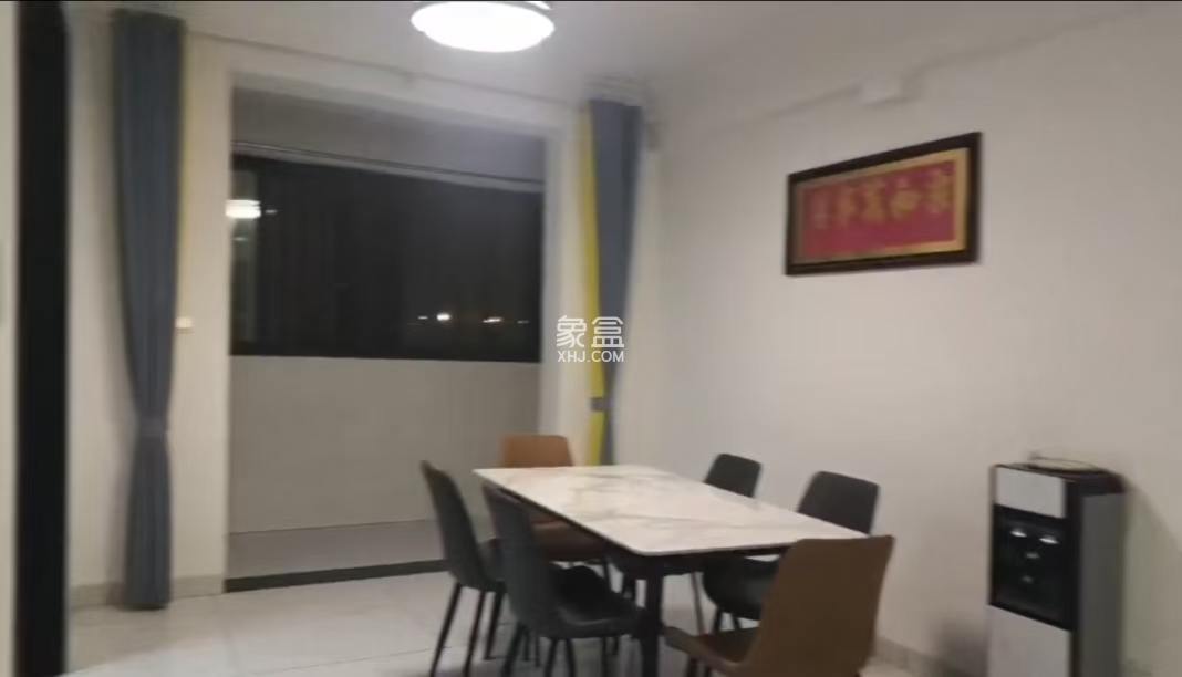 双江安置小区 4室2厅2卫 2000.0元/月 双江安置小区 4室2厅2卫 2000.0元/月室内图