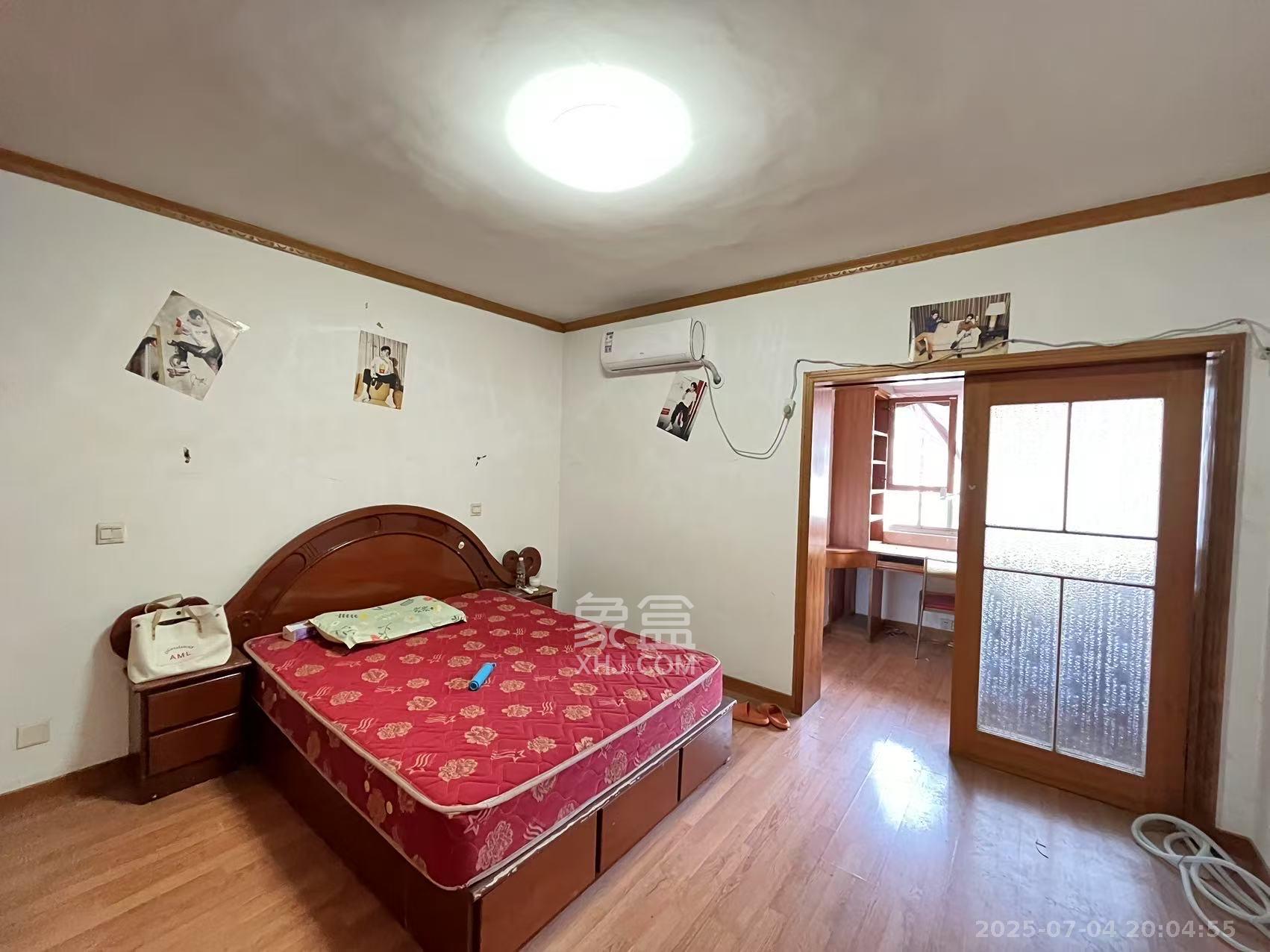 南园小区 3室1厅1卫 1700.0元/月 南园小区 3室1厅1卫 1700.0元/月室内图