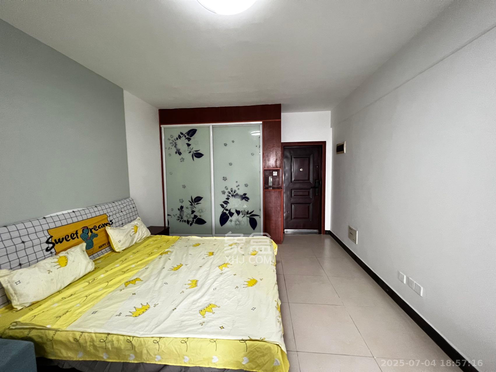 华龙公馆 1室0厅0卫 1700.0元/月 华龙公馆 1室0厅0卫 1700.0元/月室内图