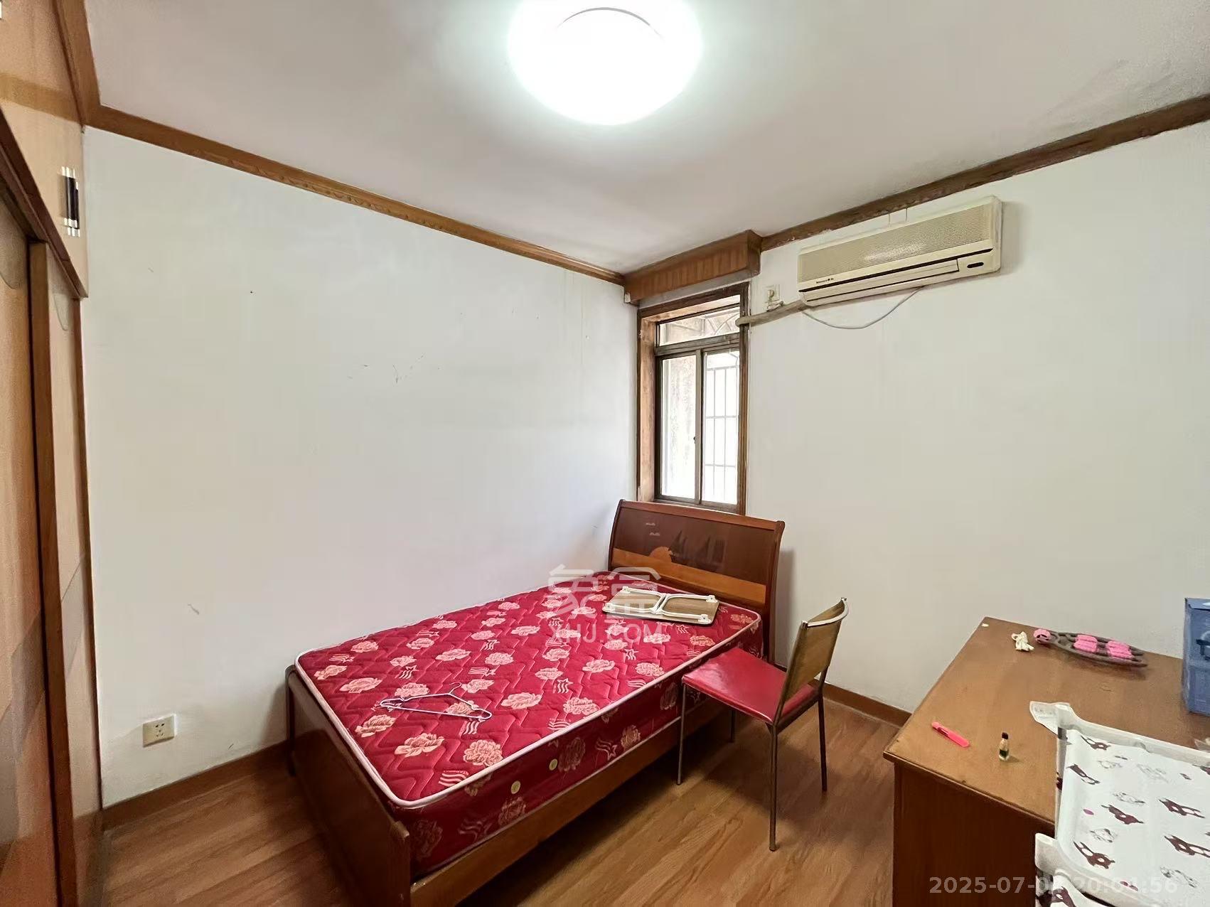 南园小区 3室1厅1卫 1700.0元/月 南园小区 3室1厅1卫 1700.0元/月室内图