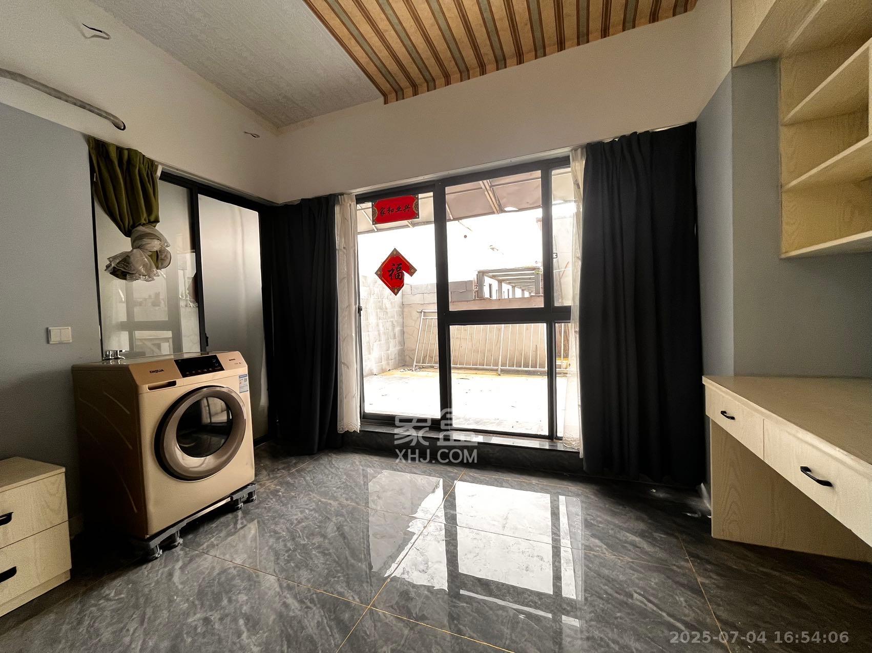 青年才郡(盈安大厦)  1室1厅1卫    1800.0元/月 青年才郡(盈安大厦)  1室1厅1卫    1800.0元/月室内图