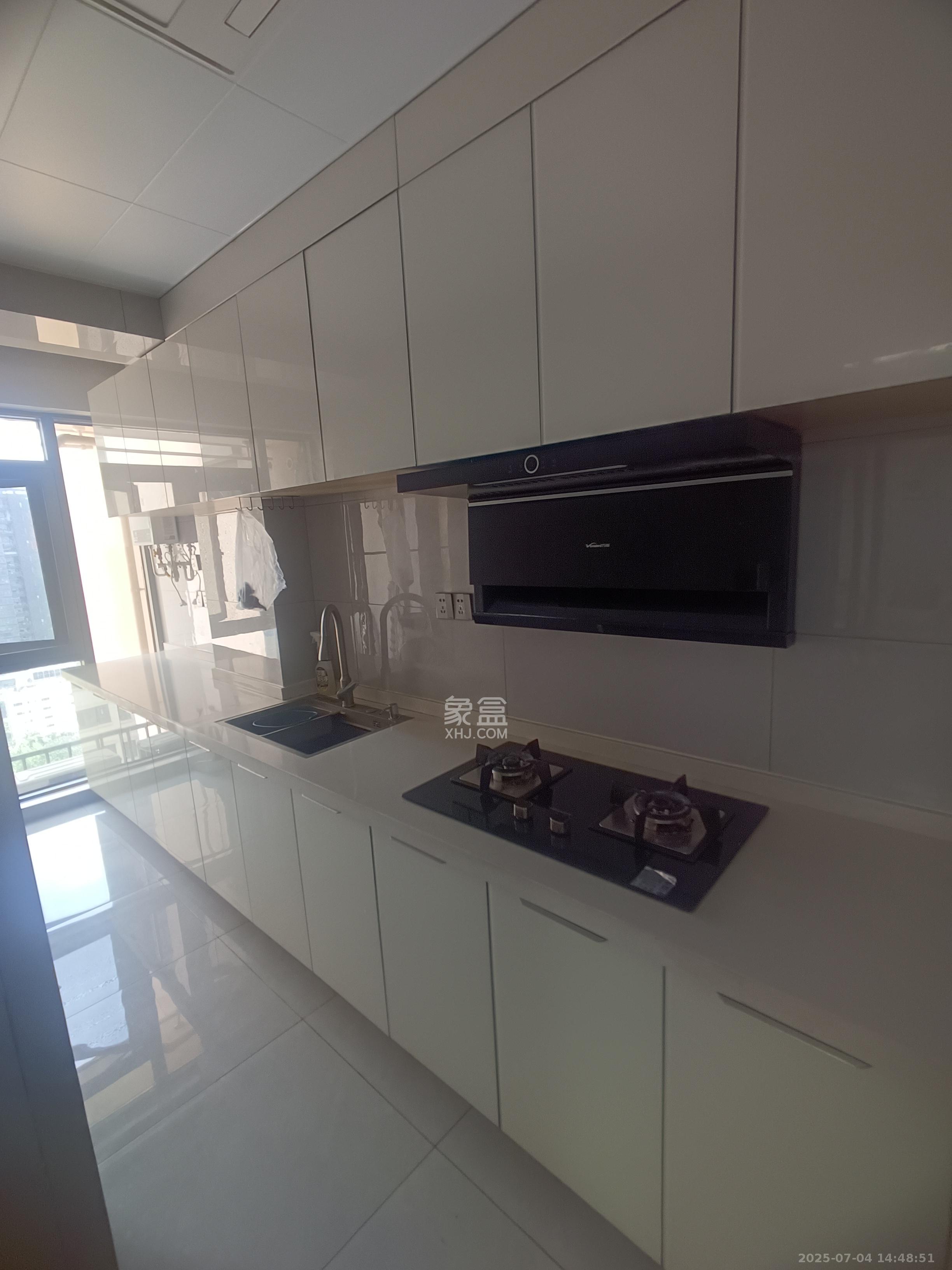 韭菜园嘉苑  2室1厅1卫    3300.0元/月 韭菜园嘉苑  2室1厅1卫    3300.0元/月室内图