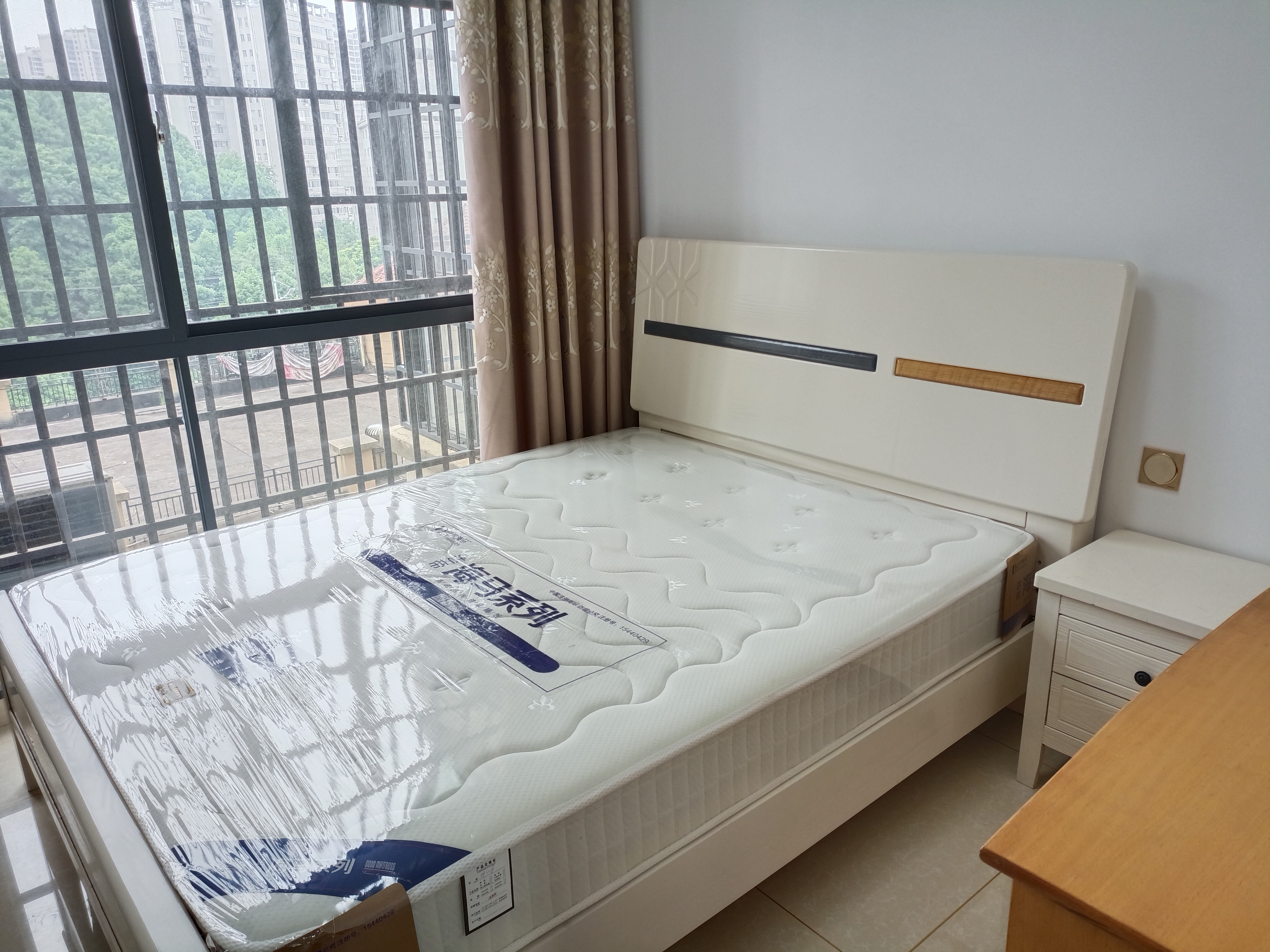 富兴嘉城 3室2厅2卫 1600.0元/月 富兴嘉城 3室2厅2卫 1600.0元/月室内图