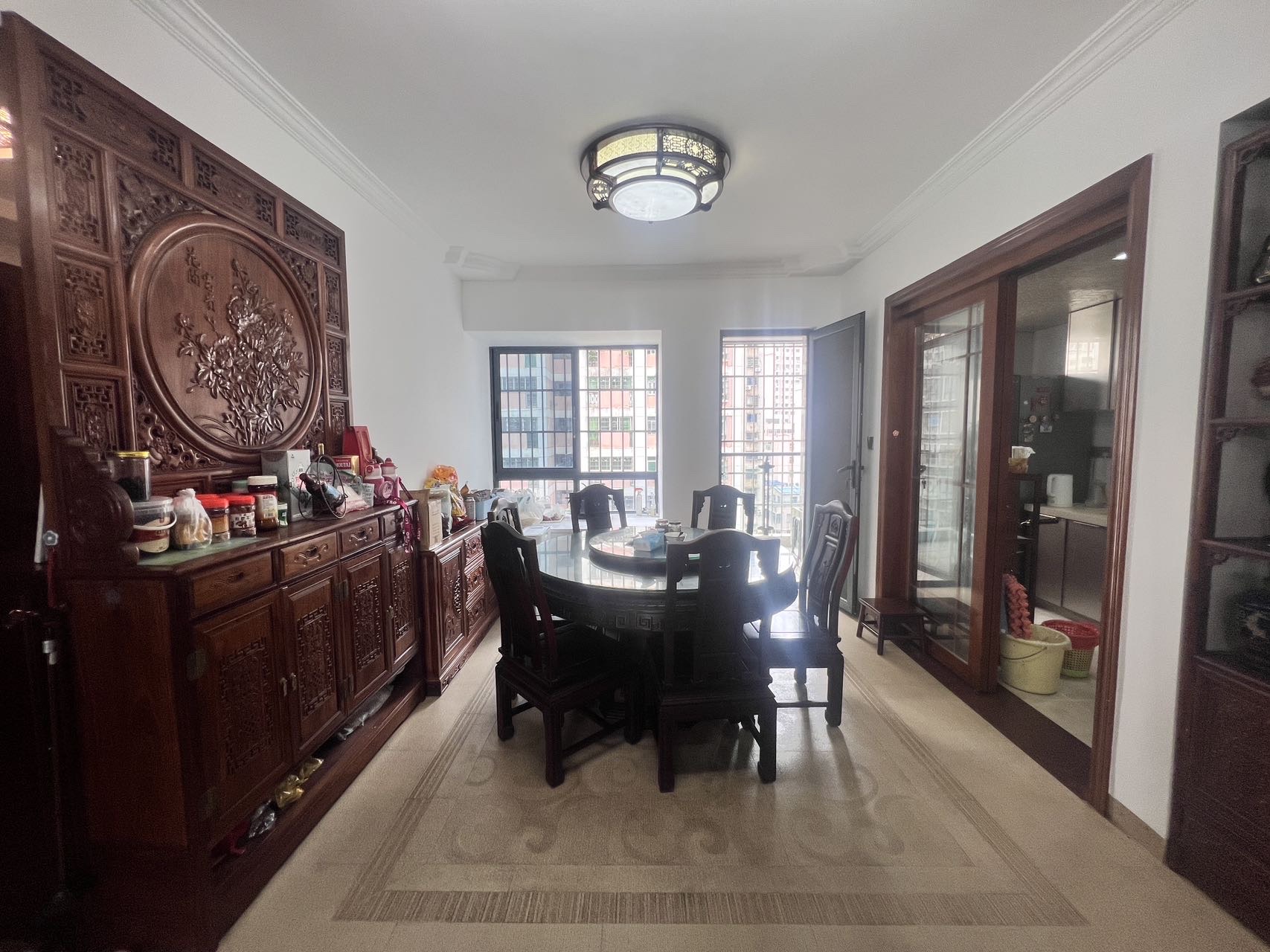 高路华小区 4室2厅2卫 238.0万 高路华小区 4室2厅2卫 238.0万客厅