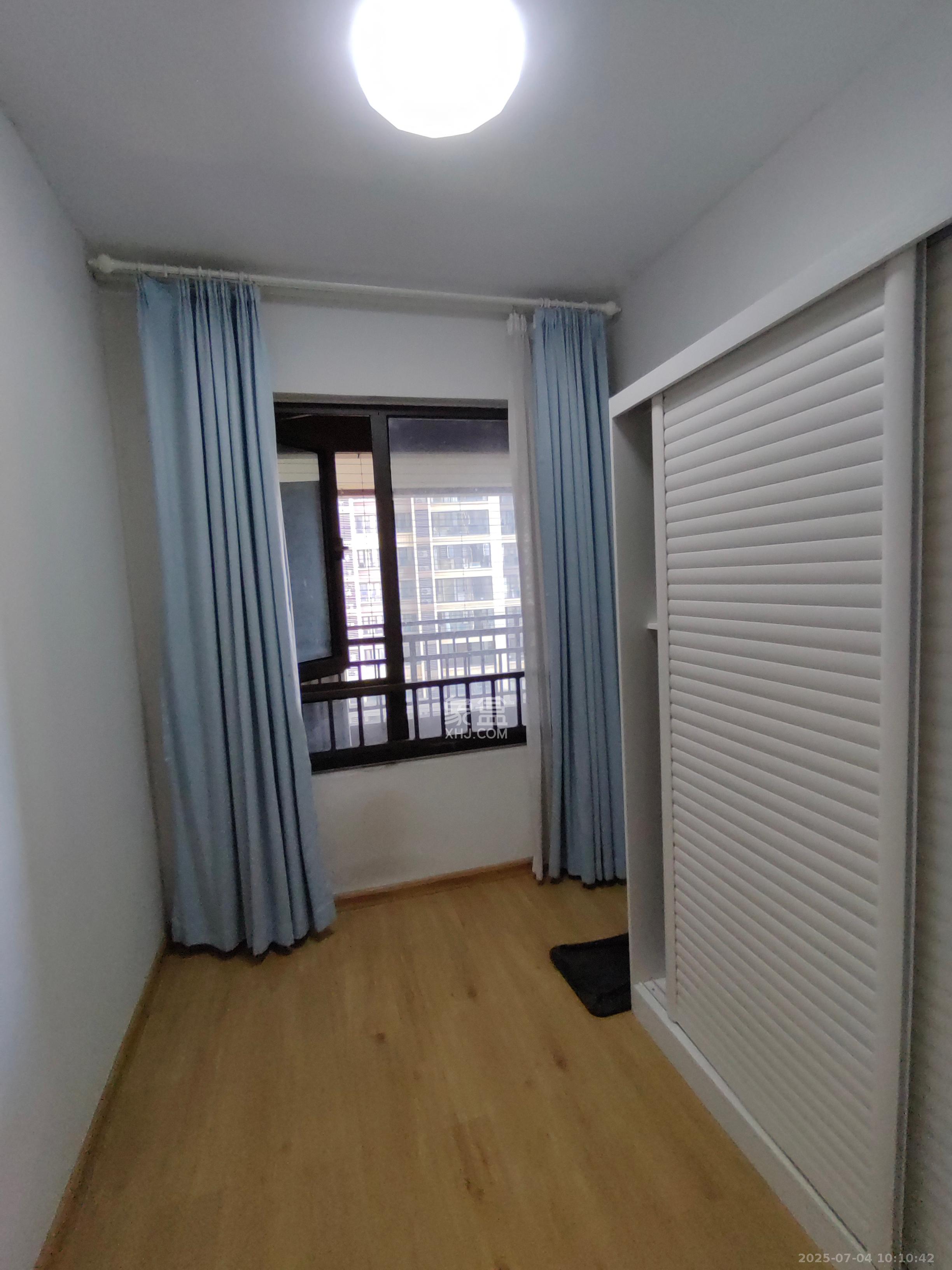 龙湖璟宸原著(龙湖紫宸) 1室0厅0卫 1800.0元/月 龙湖璟宸原著(龙湖紫宸) 1室0厅0卫 1800.0元/月室内图