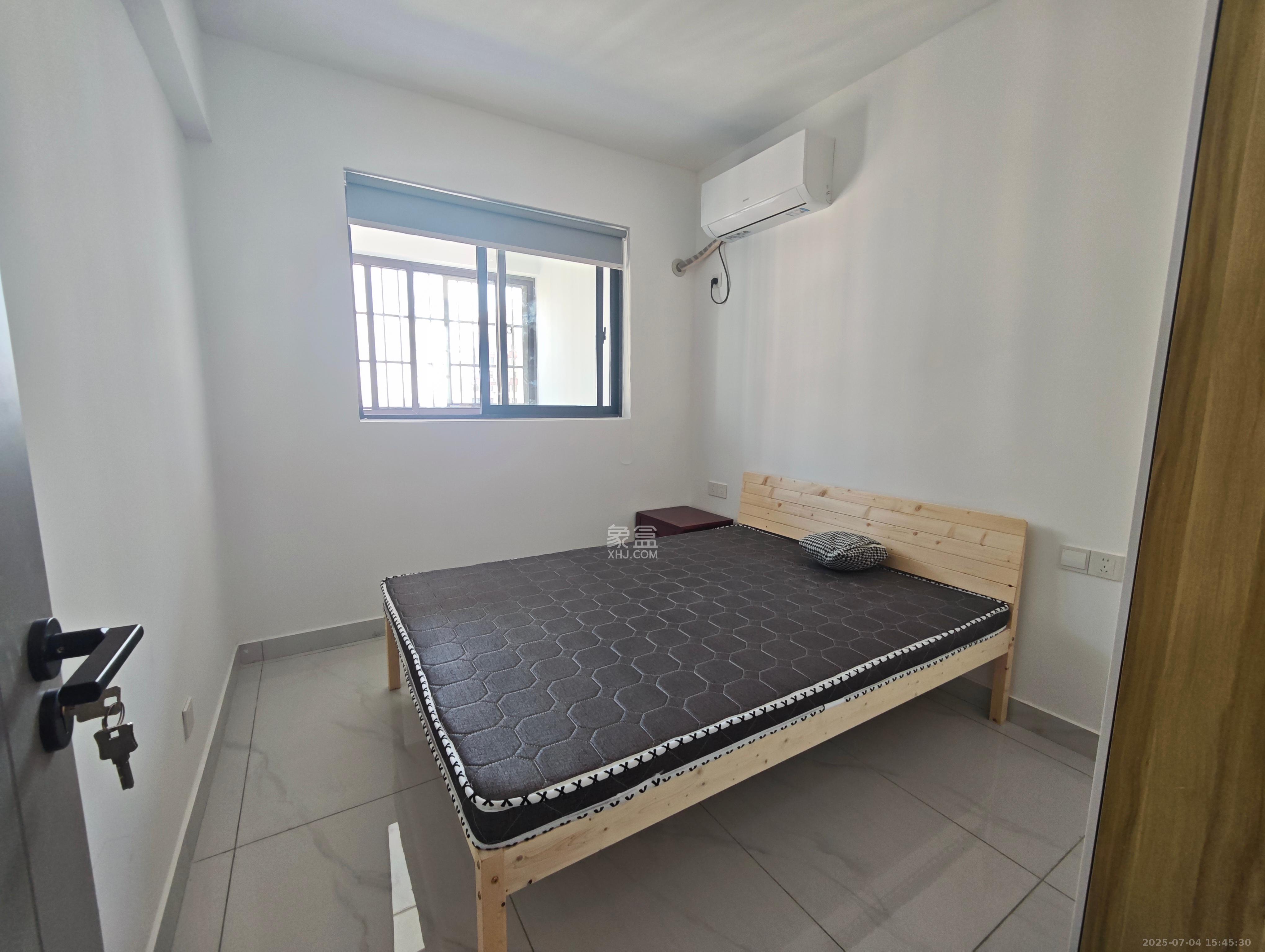 东方美地  3室2厅1卫    2200.0元/月室内图