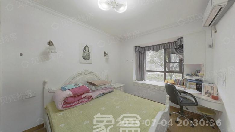 山语城二期  3室2厅1卫   1700.00元/月室内图