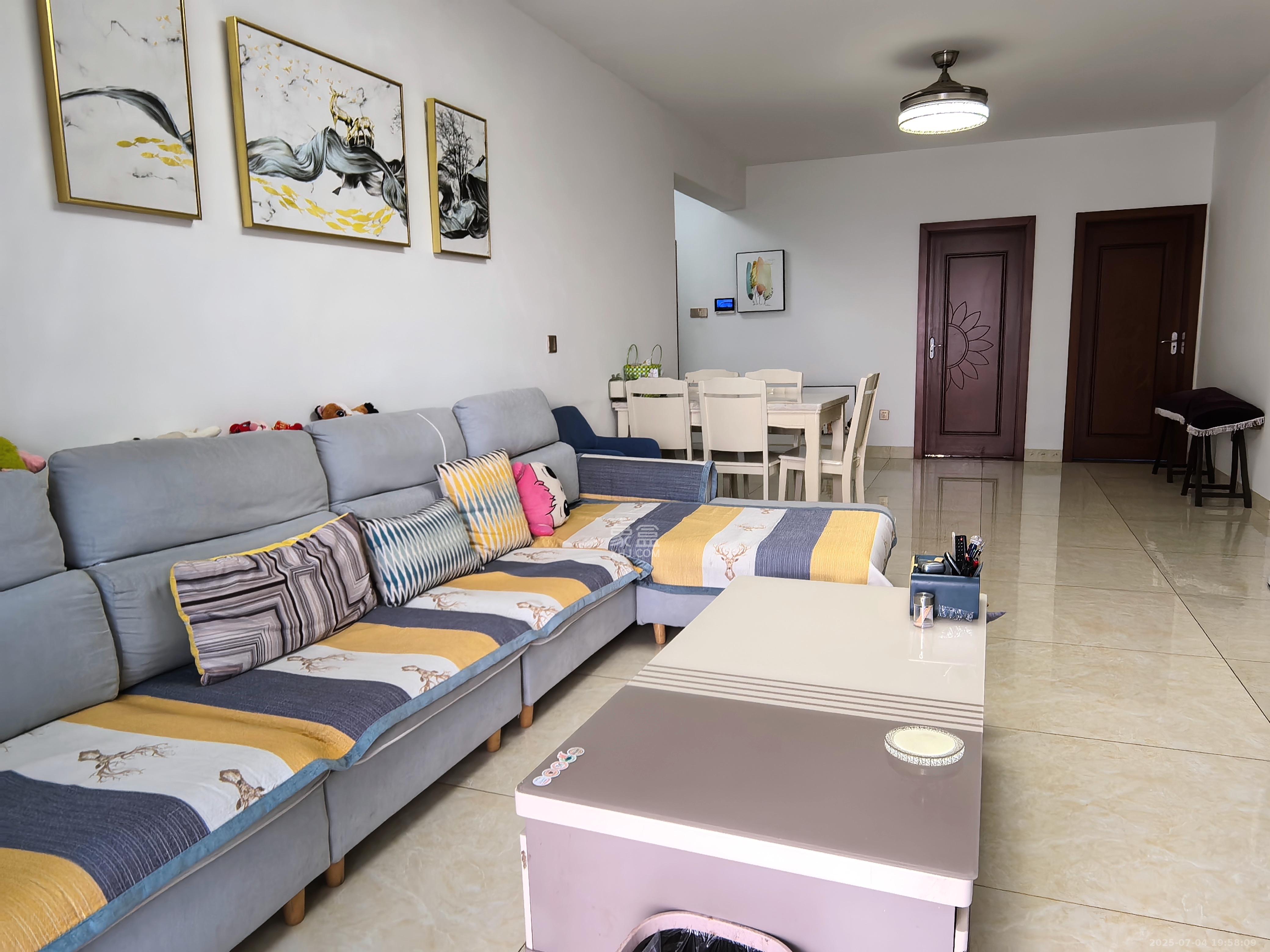 万达华府 3室2厅2卫 3000.0元/月 万达华府 3室2厅2卫 3000.0元/月室内图